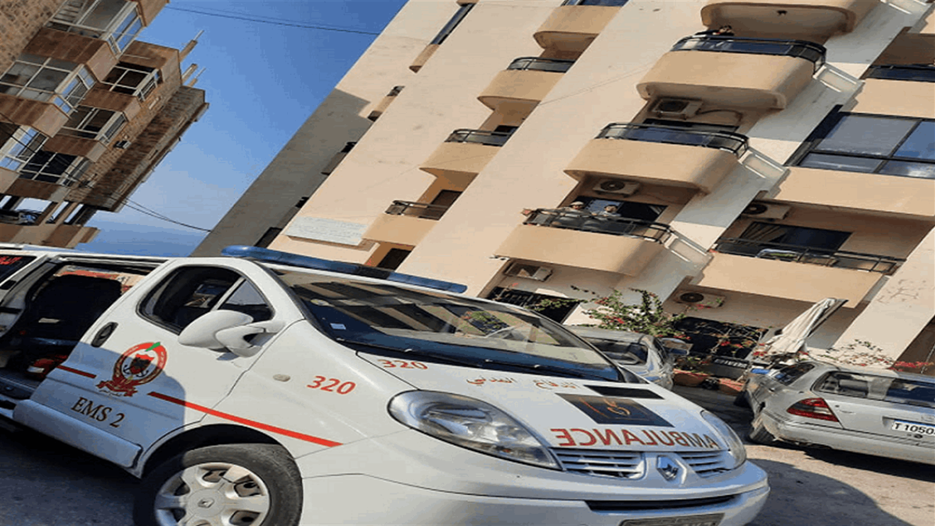 سقوط شخص عن سطح مبنى في محلة مستيتا - بلاط