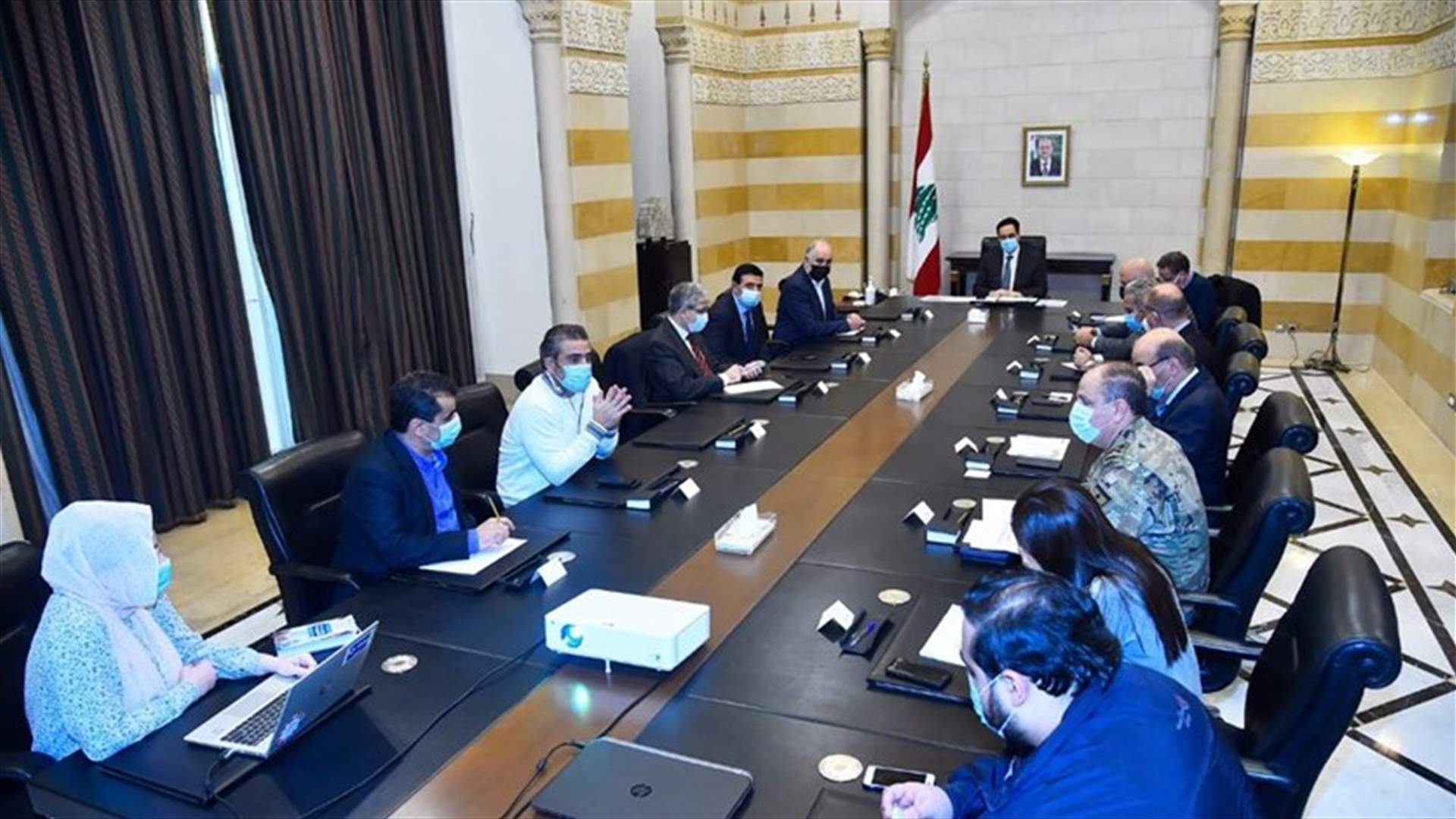 وزير الصحة: يجب أن نفسح المجال للناس للتنفس اقتصاديا وعلى الجميع التحلي بالمسؤولية