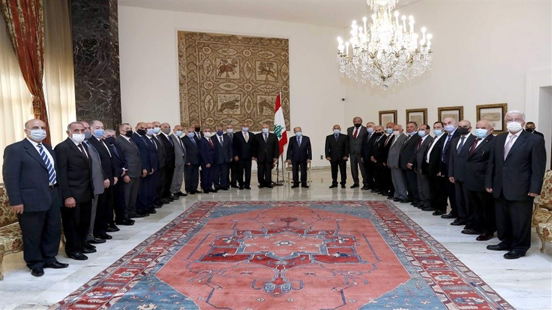الرئيس عون لوفد "مجموعة الميثاق العسكري": لبنان سيتمكن من تجاوز الظروف الصعبة