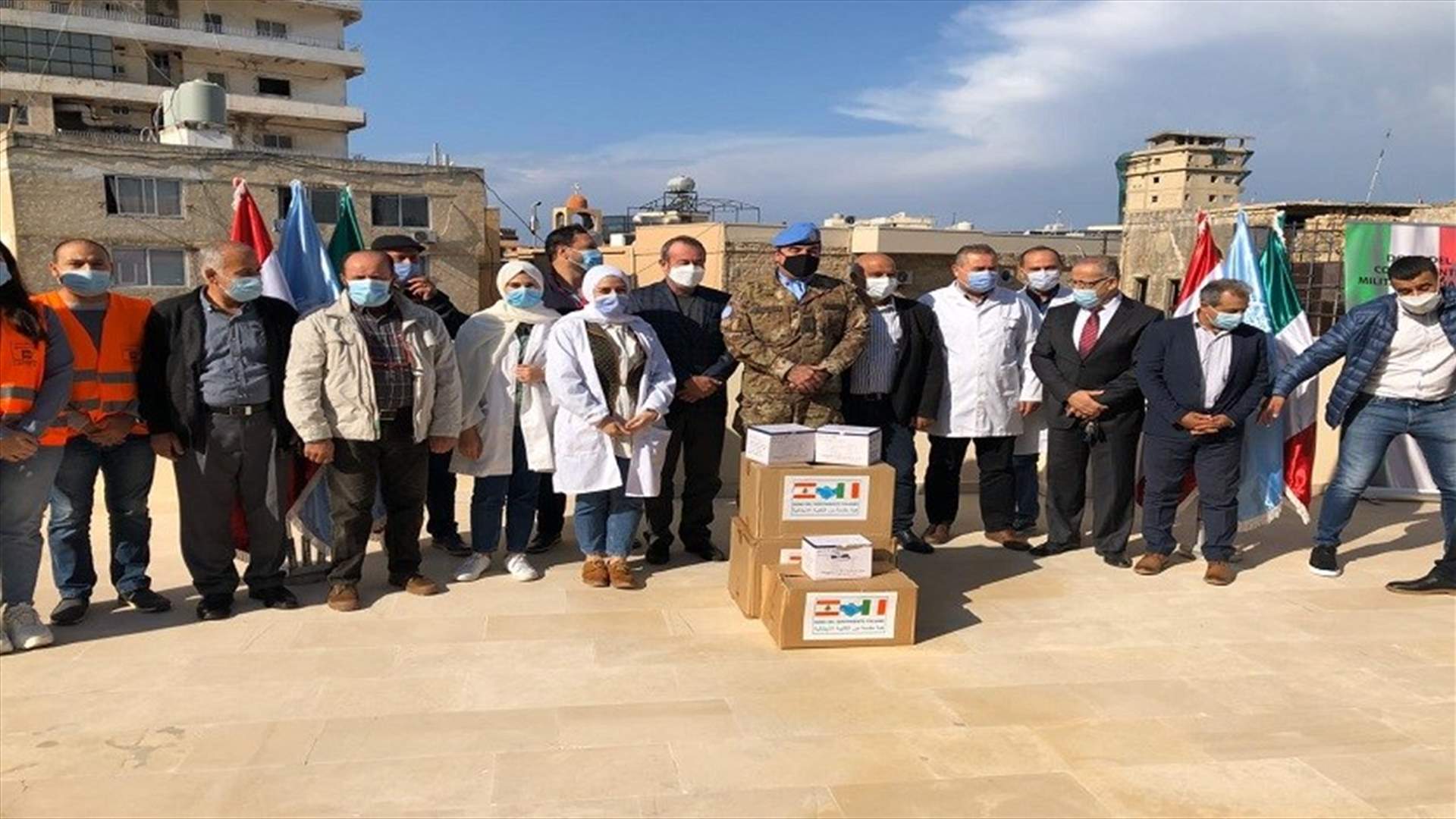 هبة طبية من ايطاليا عبر كتيبتها الى بلدية صور