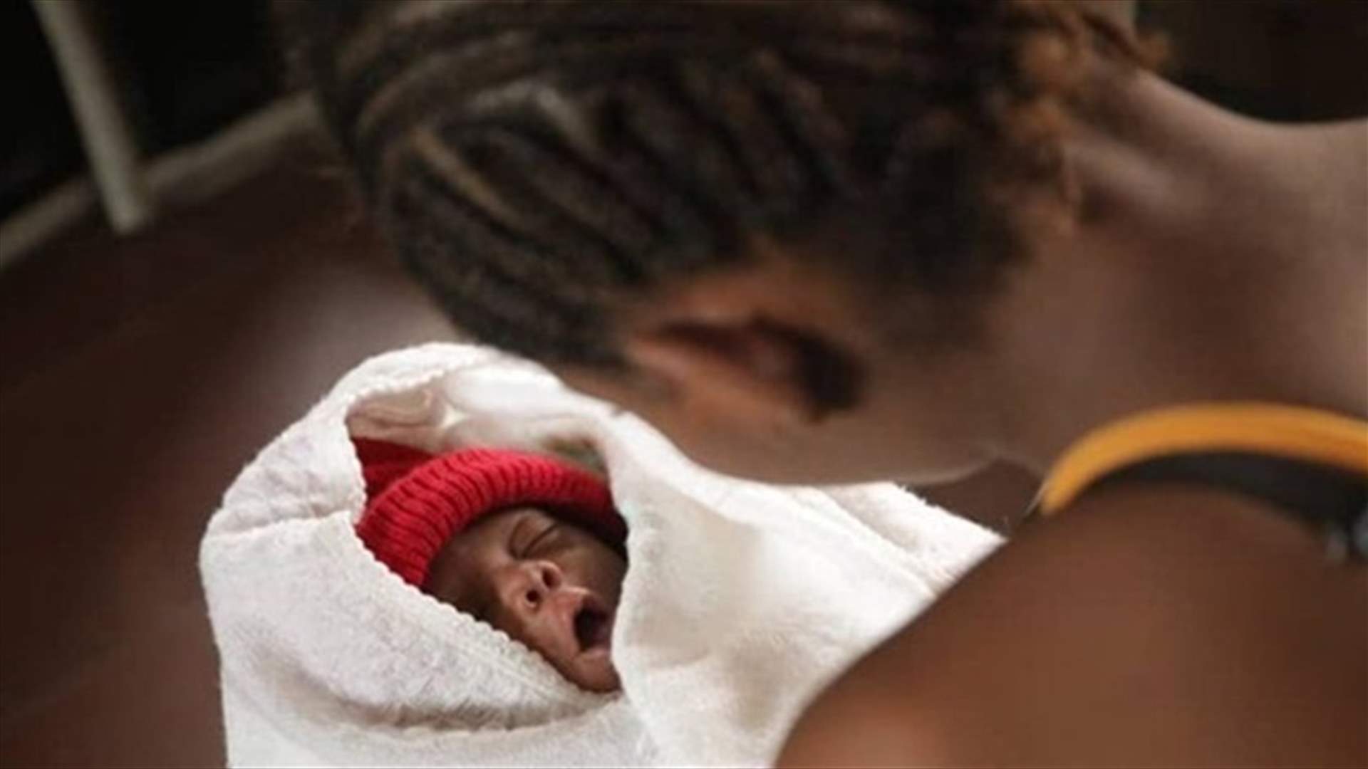 الشرطة النيجيرية تحرر 6 نساء و4 مواليد من "مصنع للأطفال"