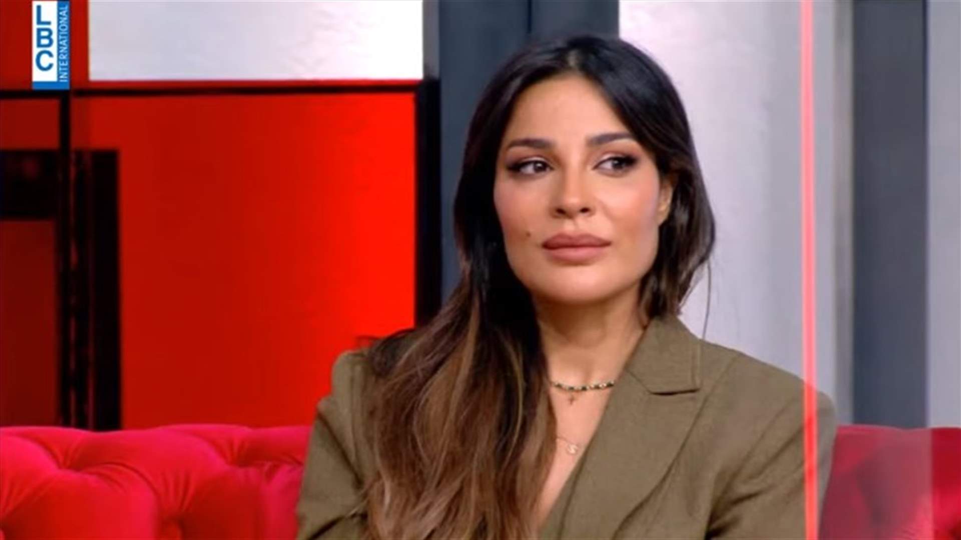 نادين نسيب نجيم تستذكر لحظات الألم التي عاشتها يوم انفجار المرفأ... وصور من غرفة العمليات تنشر للمرة الأولى في أحمر بالخط العريض