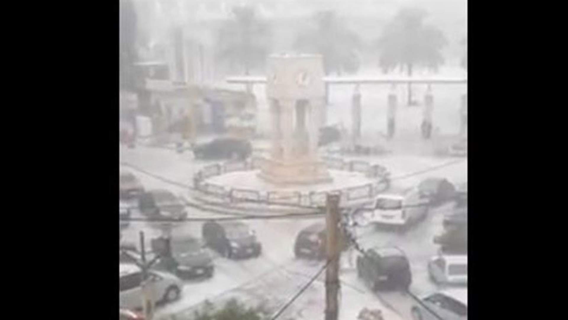 Roads and vehicles covered in hail in Beirut-[VIDEOS]