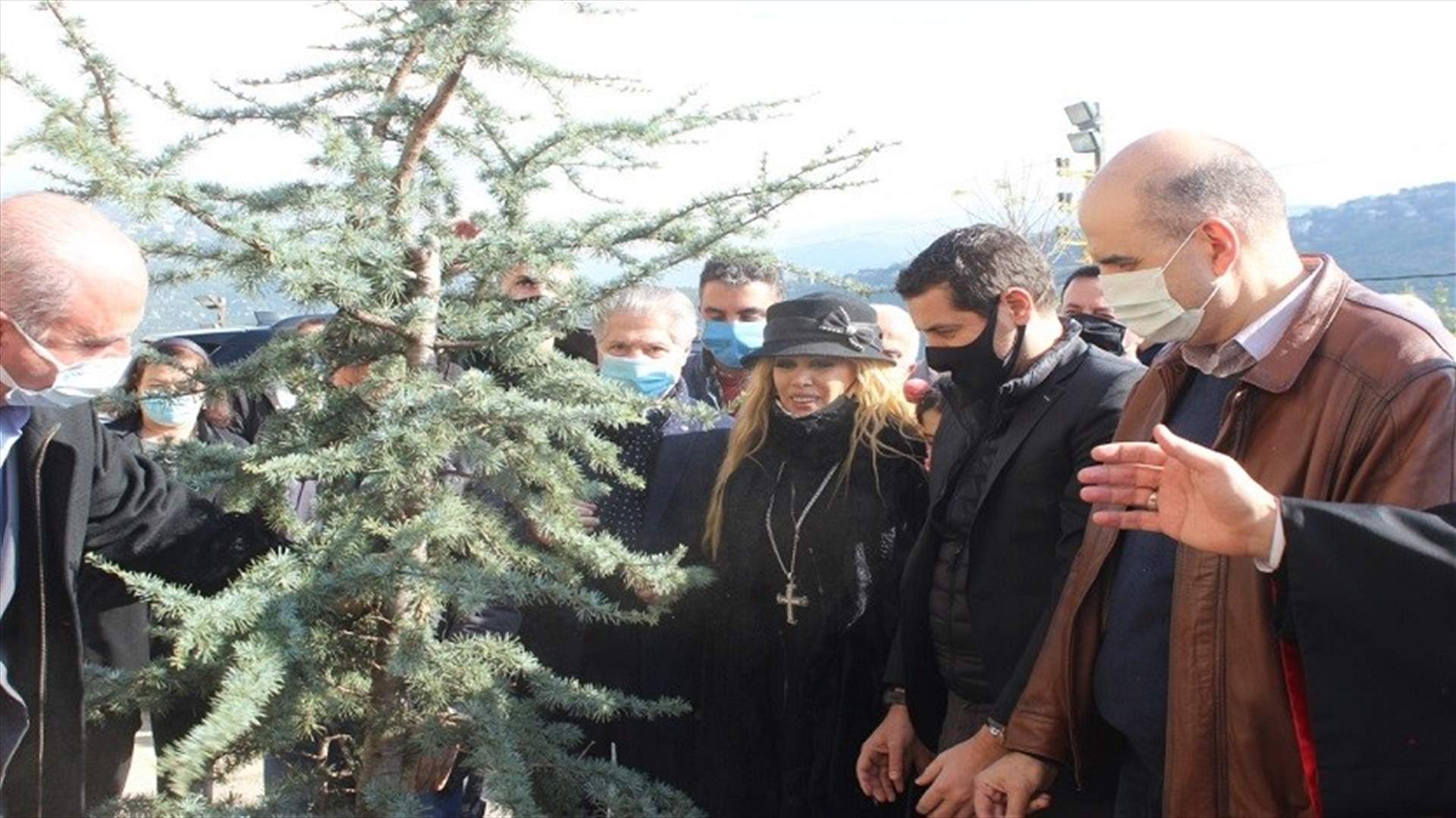 المدير العام للزراعة أطلق حملة تحريج غابة القديسة رفقا في حملايا برعاية الراعي