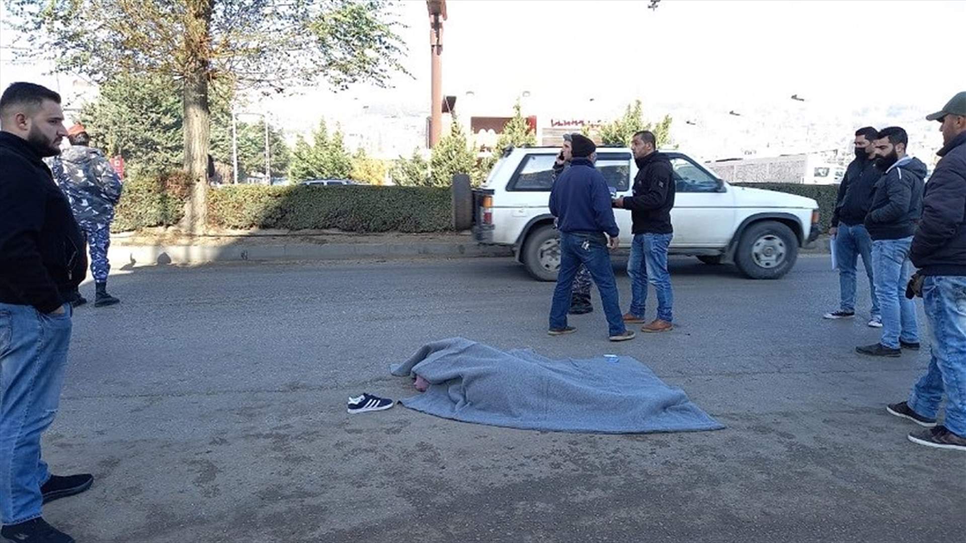 قتيل في حادث صدم على اوتوستراد شتورا (صور)