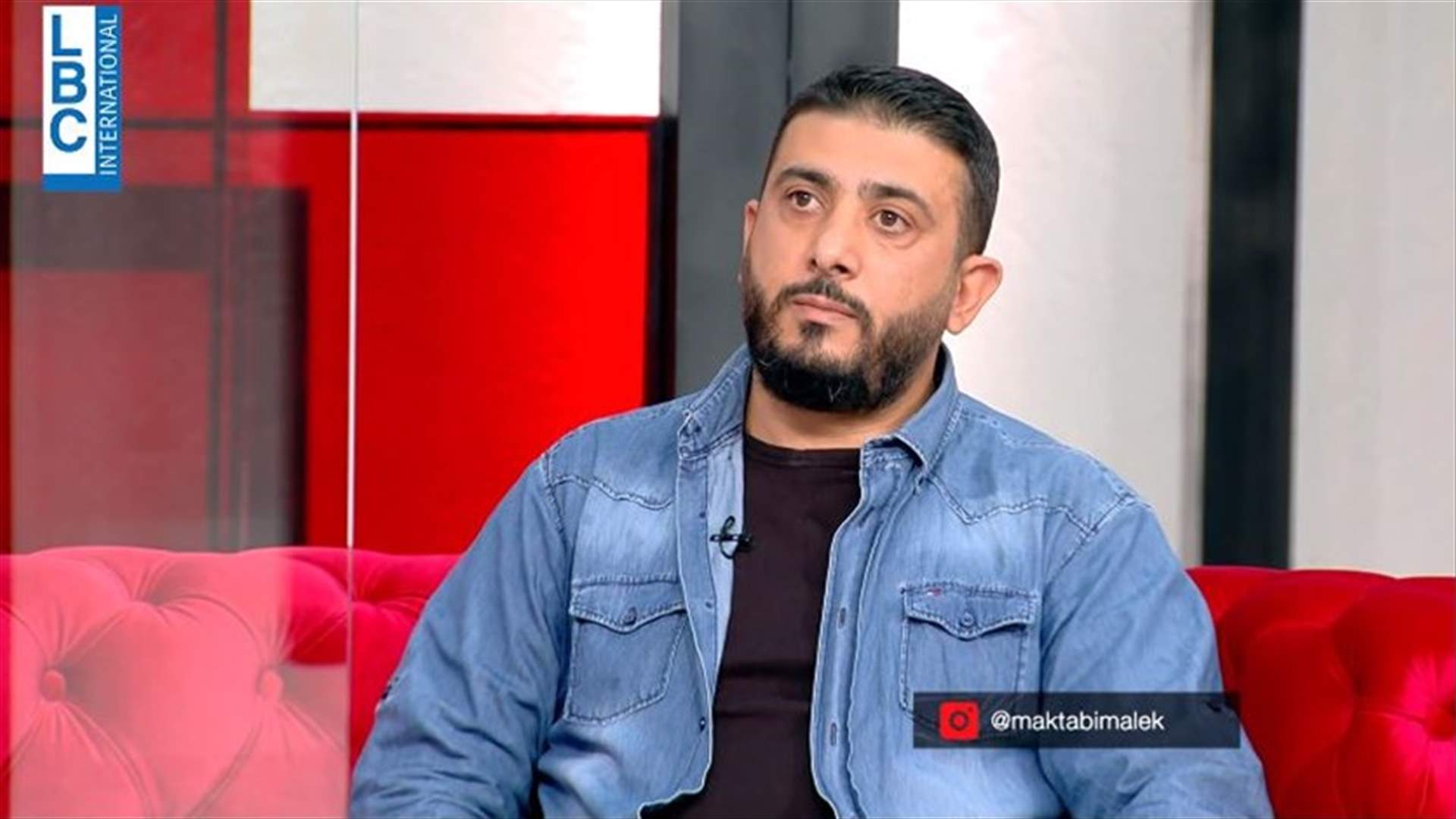 قصة حياة أو موت... أحمد يطلب مساعدة مالك مكتبي ورامي يتحدّث عن الحسومات التي قدمها له "تجار الأمل" للسفر في العبارة!