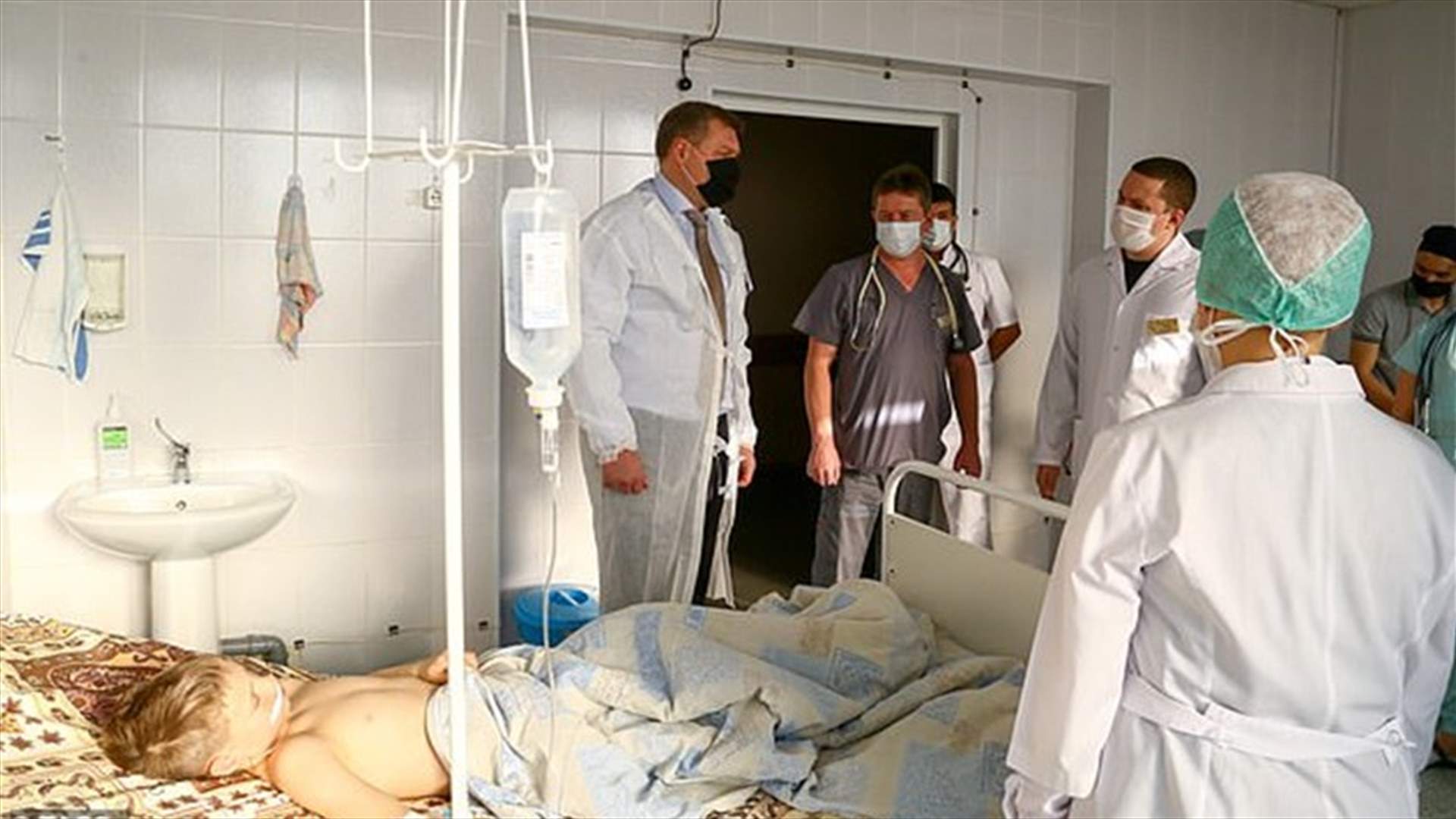 تسمّم في مسبح بروسيا... والسبب كمية من الكلور فاقت بـ250 مرّة المسموح بها (صور)