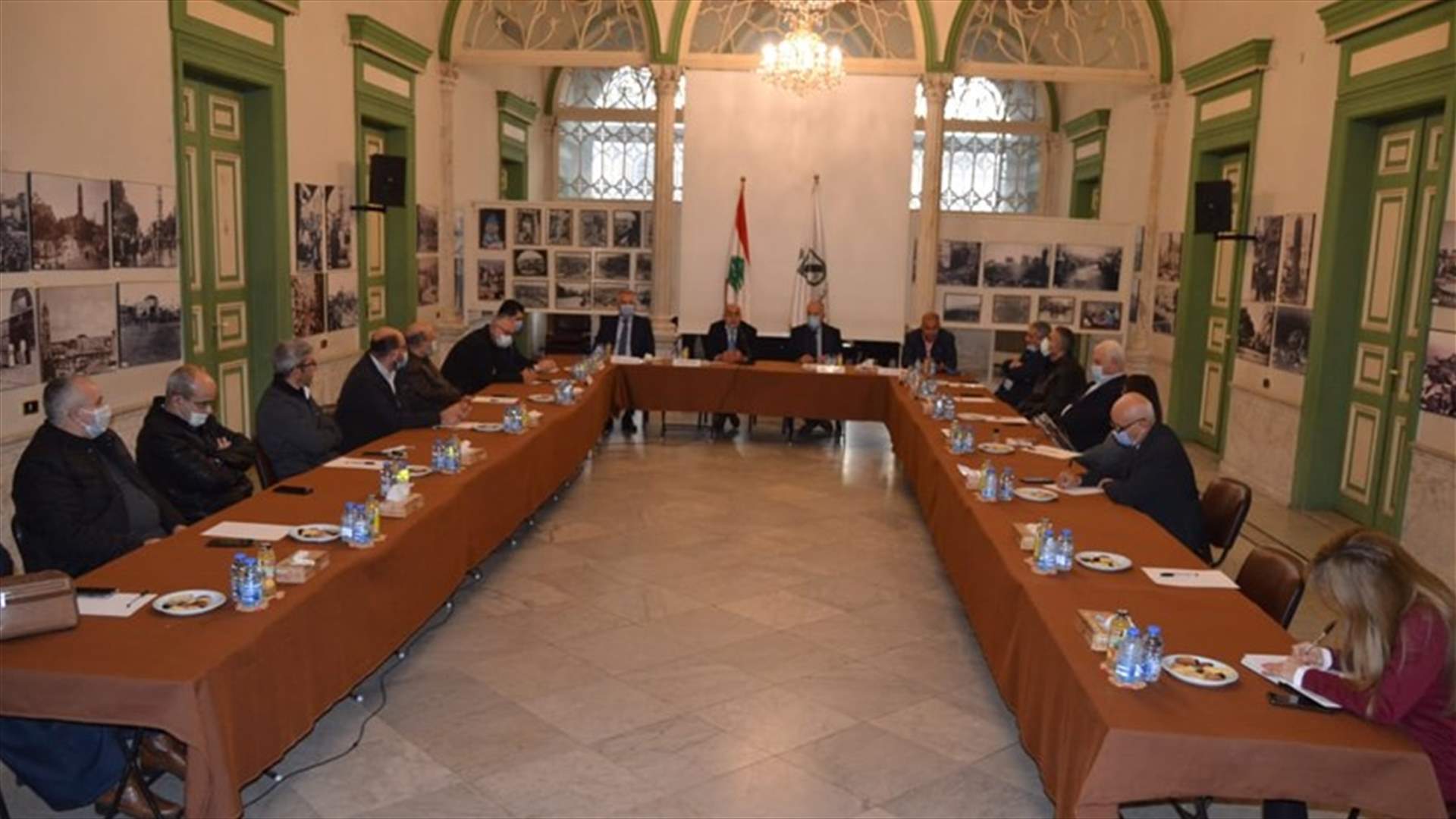 إجتماع موسع في بلدية طرابلس للهيئات الاقتصادية لمعالجة مشاكل المدينة