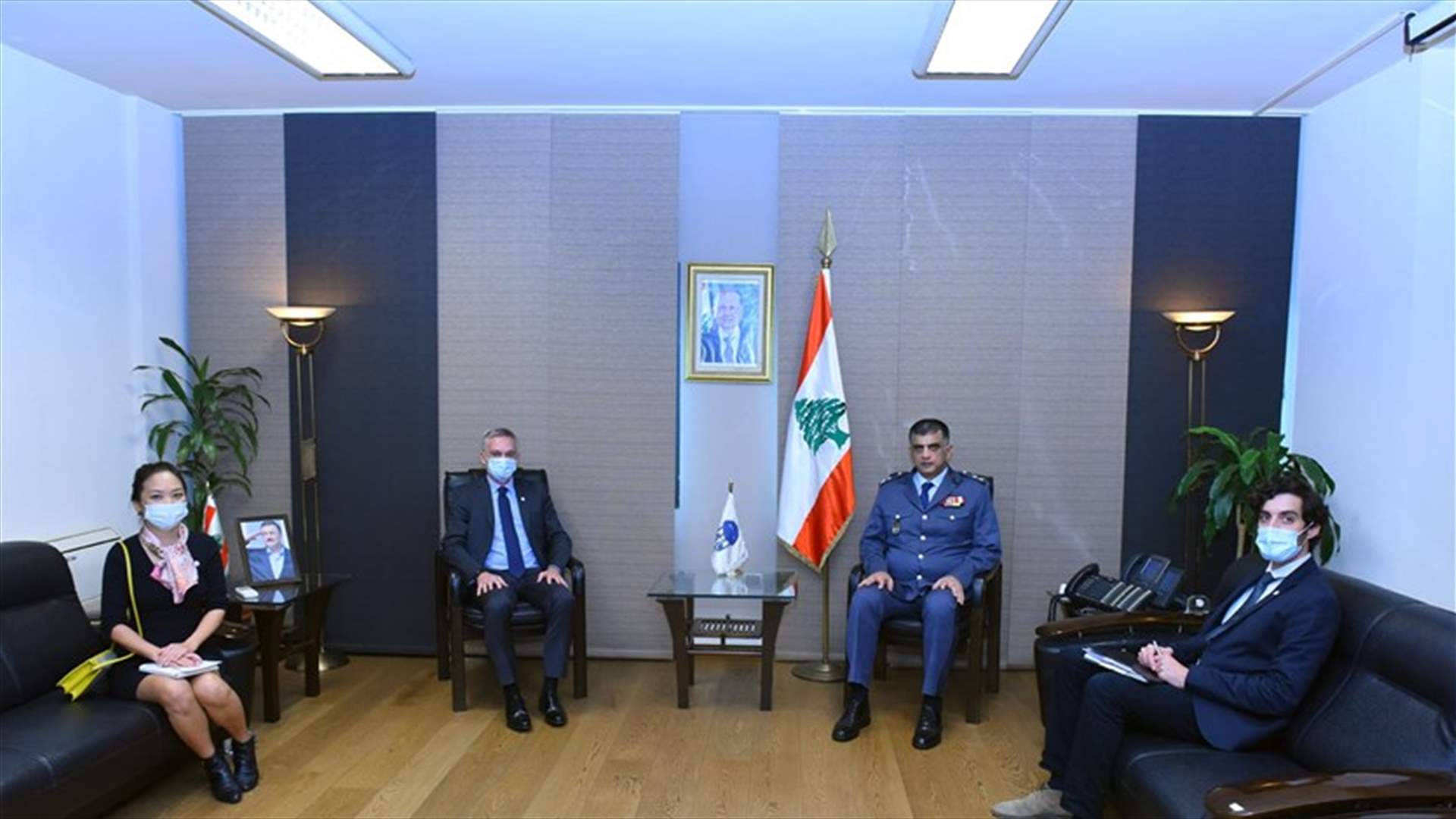 عثمان عرض مع رئيس بعثة اللجنة الدولية للصليب الأحمر نشاطاتها في لبنان