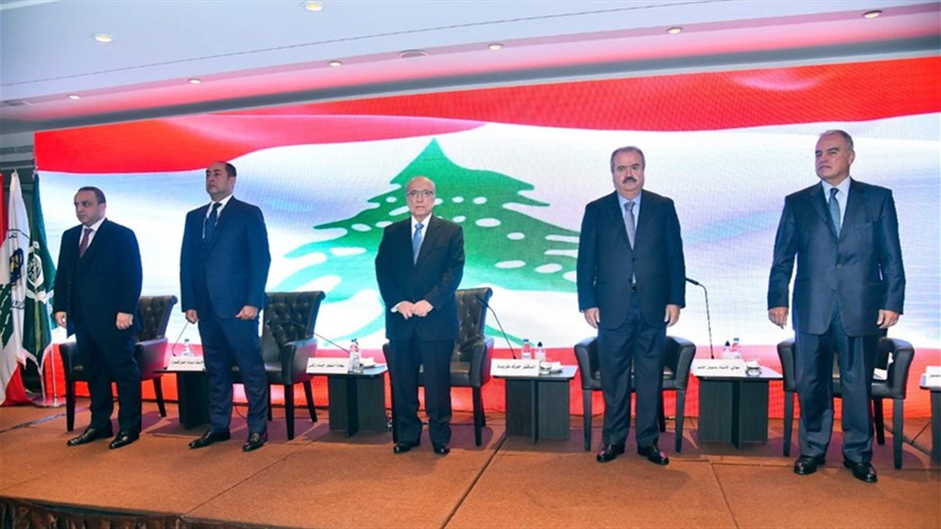 فتوح: إتحاد المصارف العربية يؤمن بلبنان وبدوره العربي الجامع