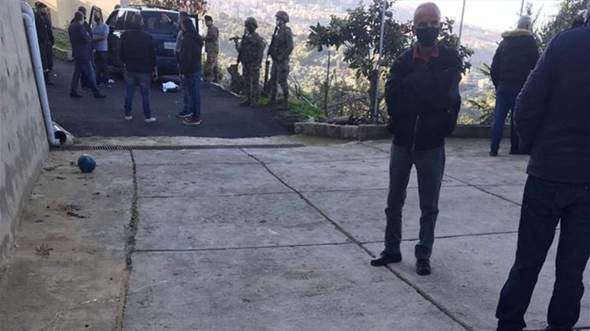 جريمة في الكحالة... قُتل بينما كان ينقل أولاده الى المدرسة