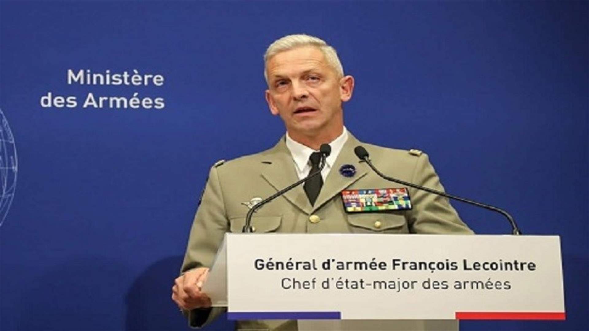 وصول رئيس أركان الجيوش الفرنسية الى بيروت