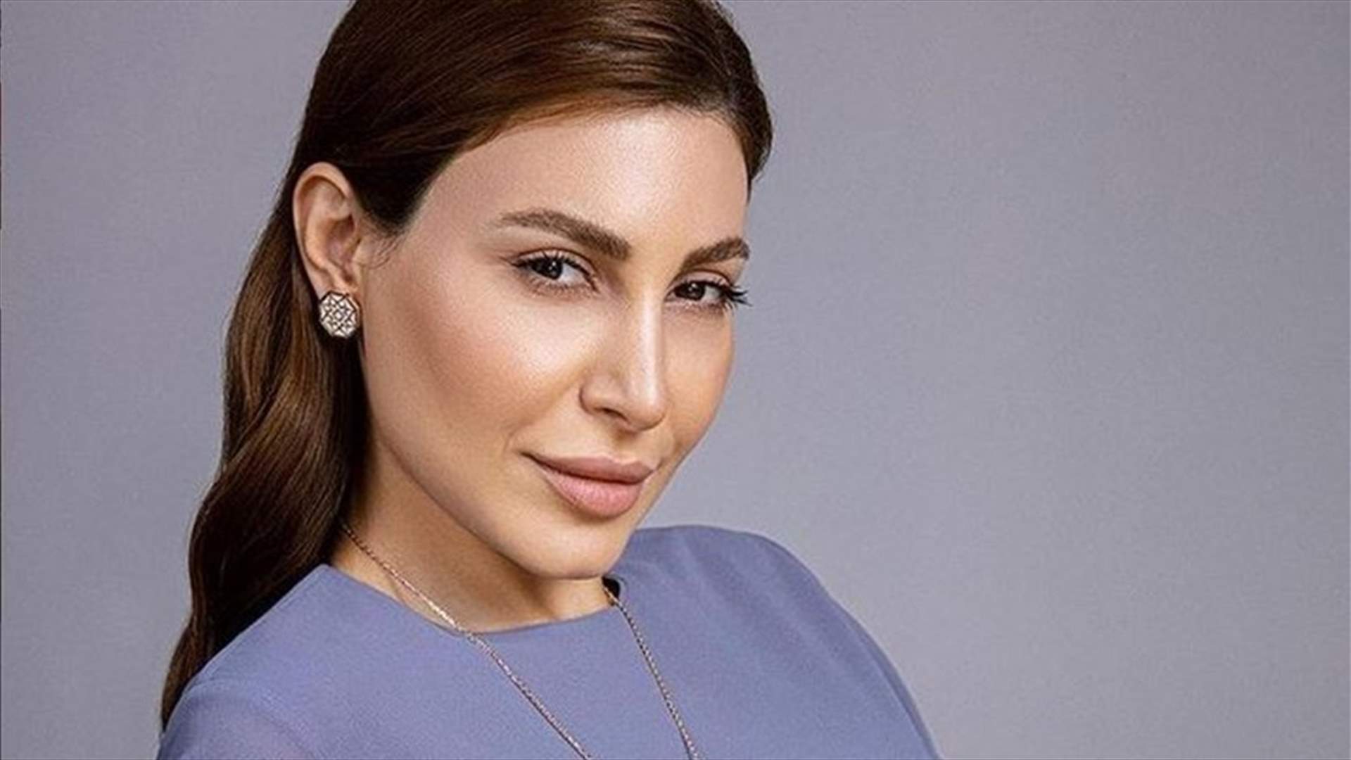 يارا تنشر صورة ميلادية... ماذا طلبت من بابا نويل؟
