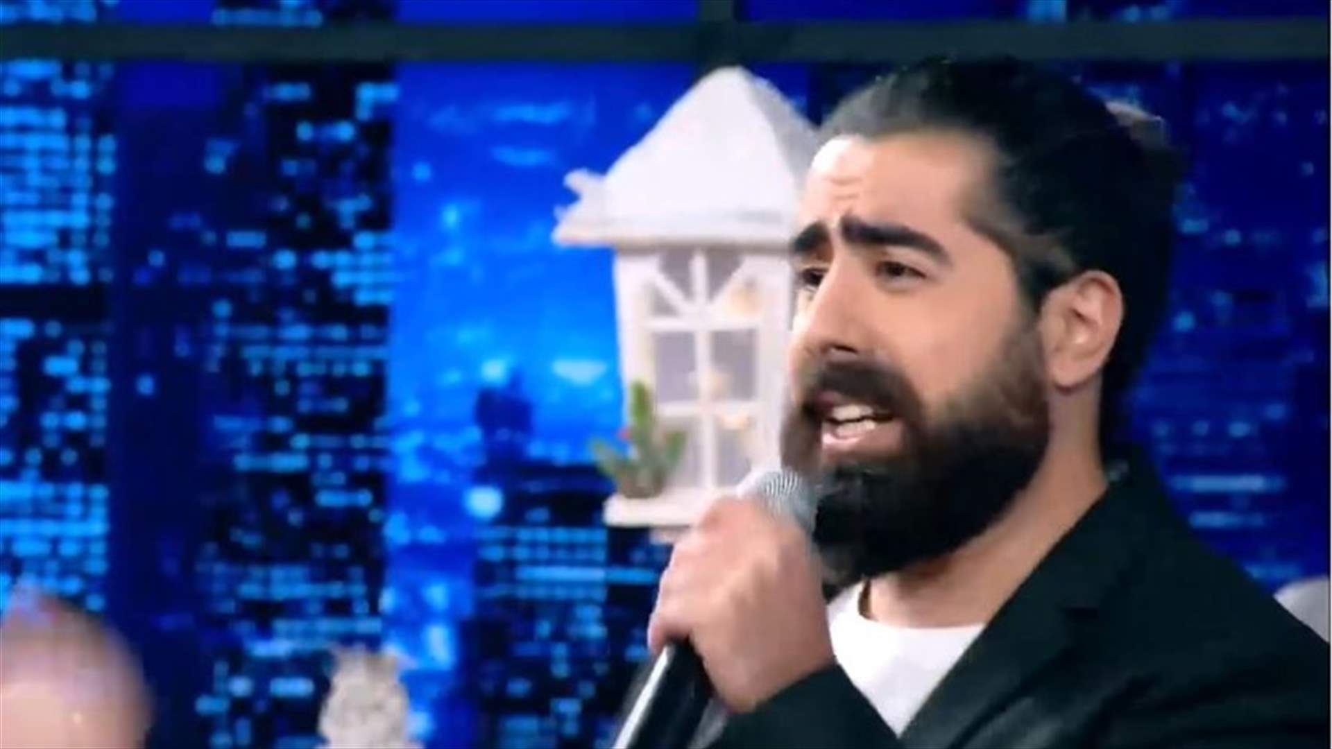 الشمعون يفتتح حلقة &quot;لهون وبس&quot; بوصلة راب عن المحطات اللبنانية (فيديو)
