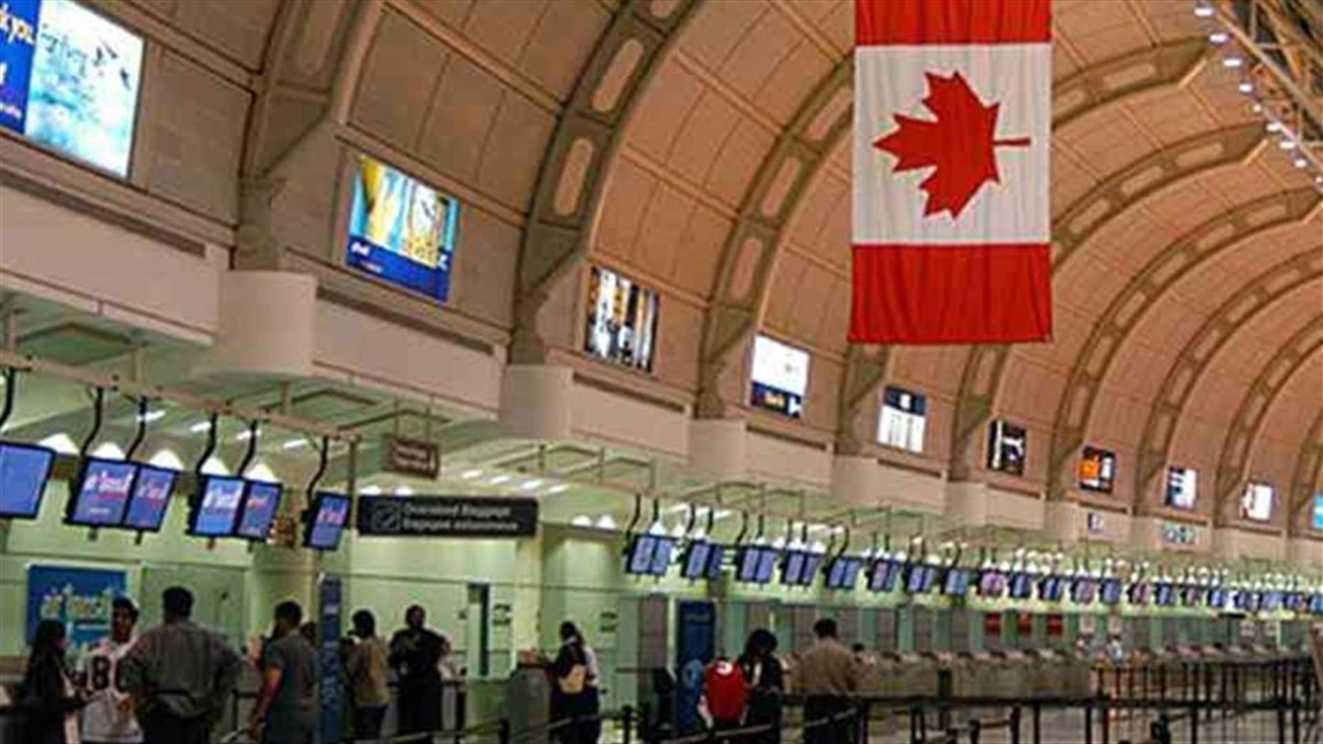 كندا تمدد تعليق الرحلات الجوية من بريطانيا حتى 6 كانون الثاني