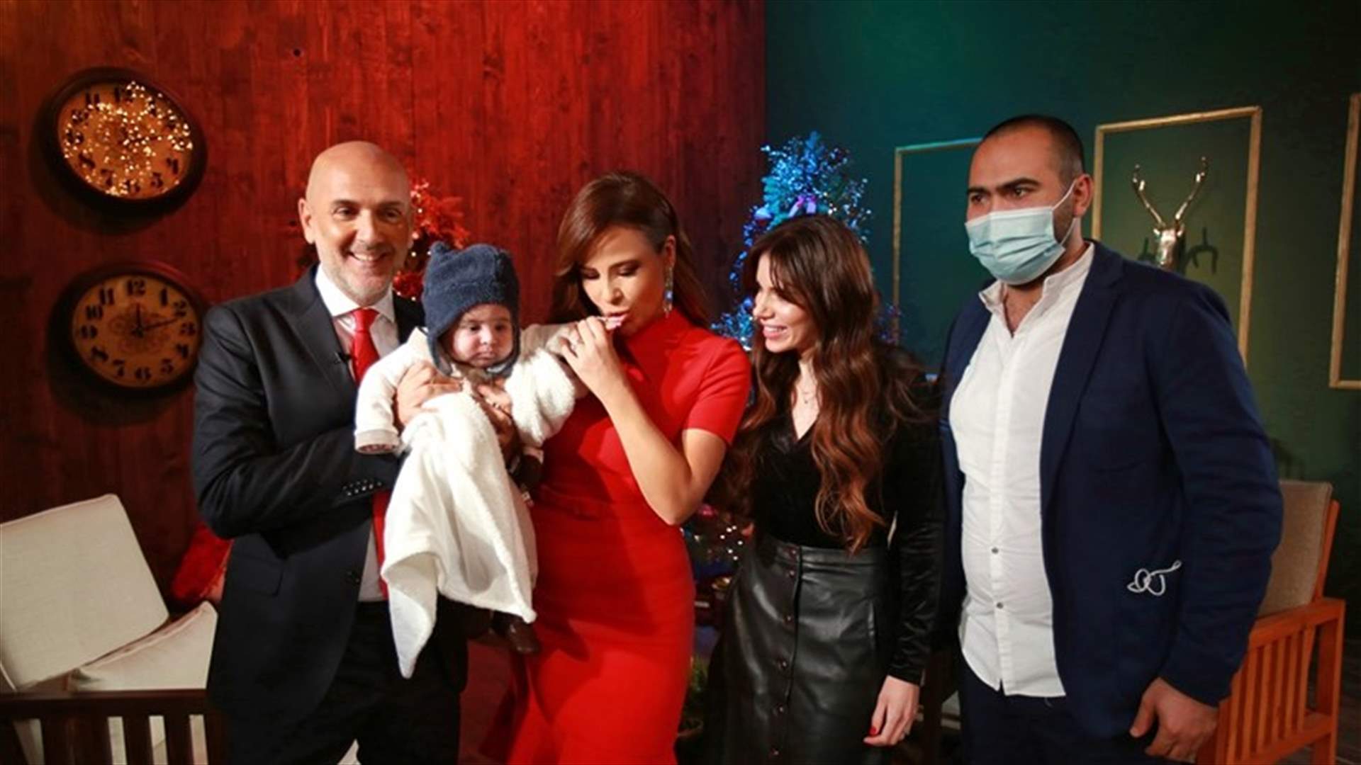 إطلالة أمل للطفل جورج خنيصر في &quot;Christmas Spirit with Carole&quot; مع ريكاردو كرم... وهذا ما قالته والدته عن إنفجار 4 آب