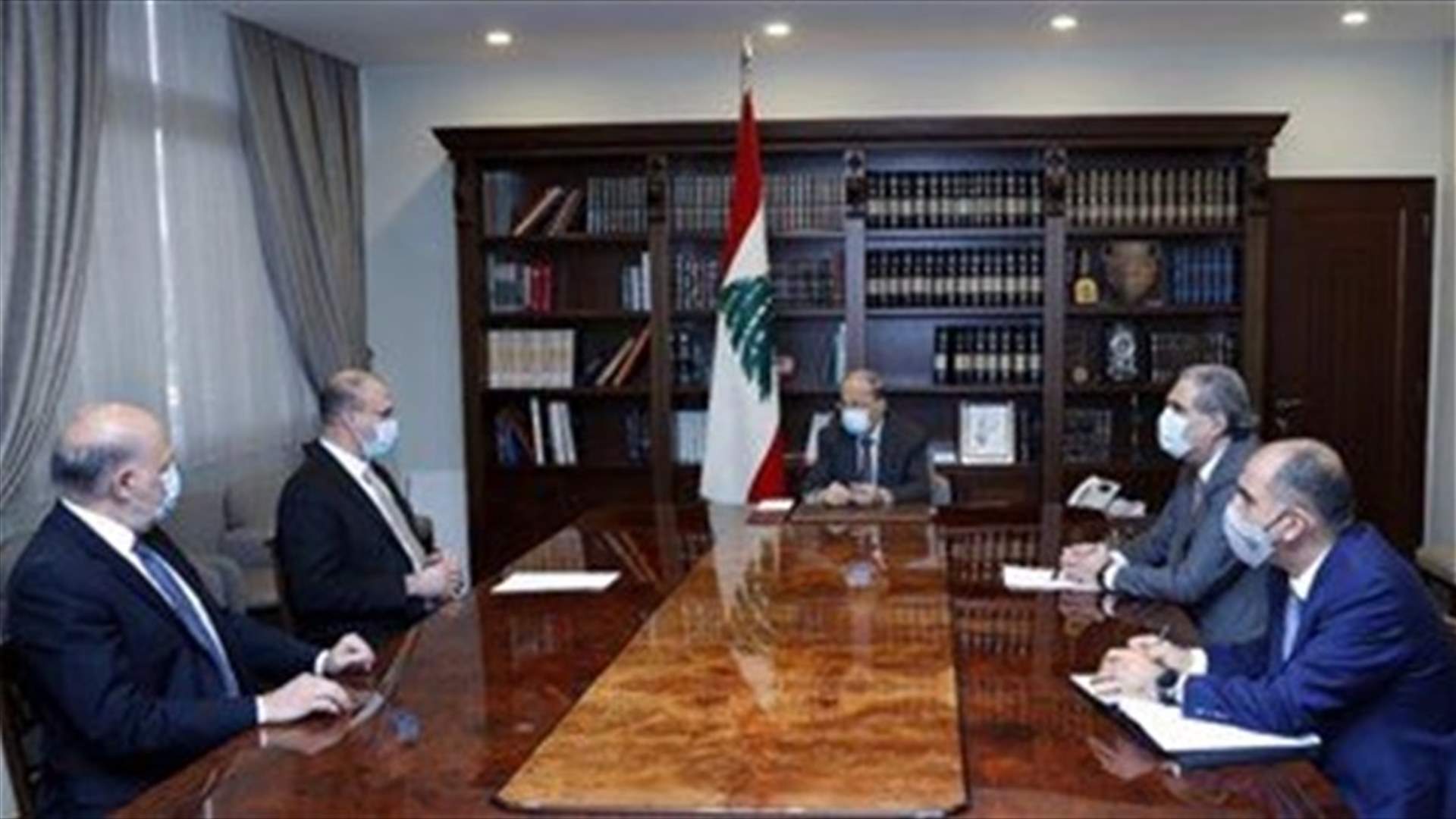 President Aoun meets with Caretaker Minister Hassan