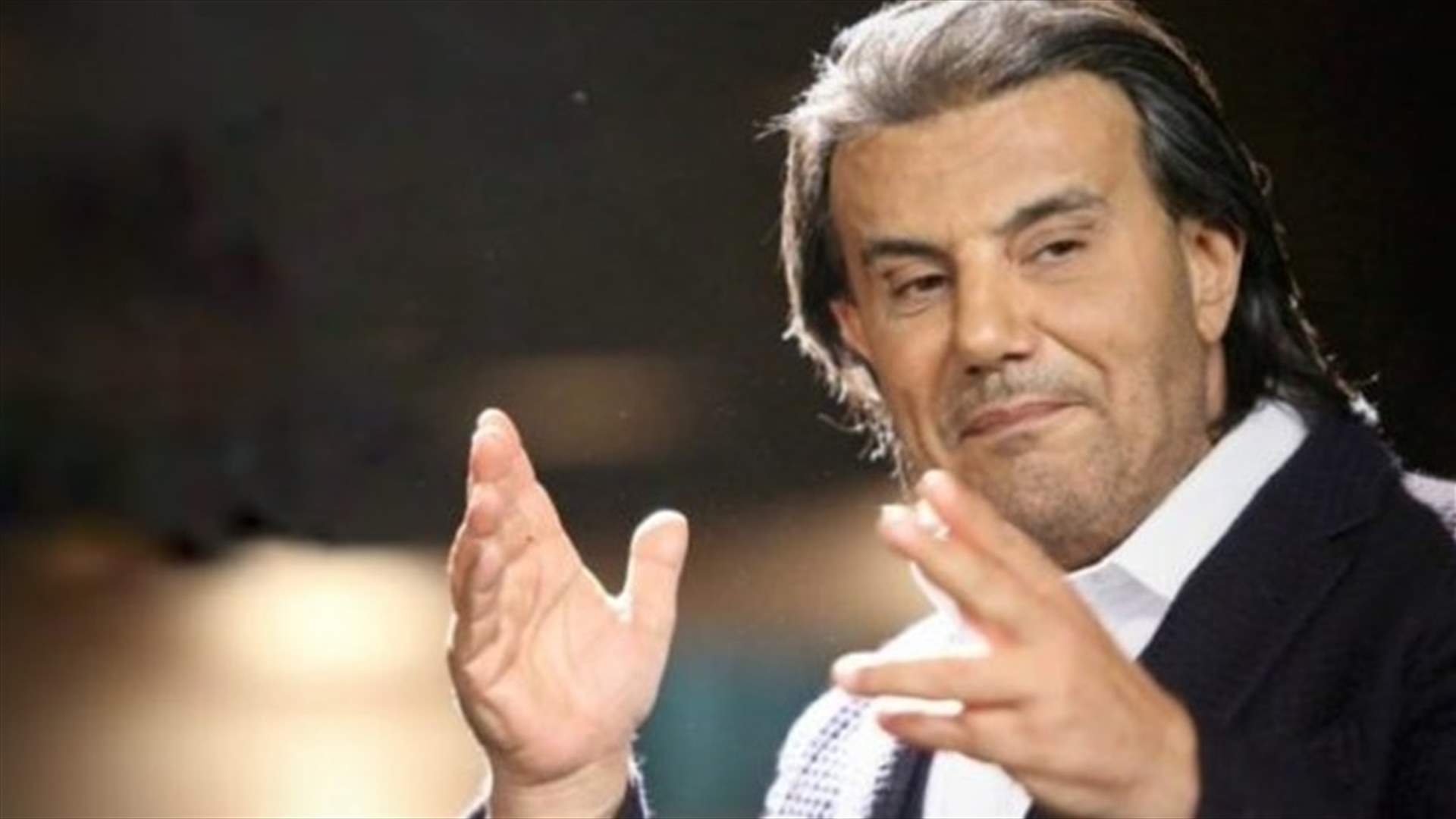 سمير صفير يتلقى لقاح كورونا...&quot;بعد وقت من التفكير سلمت امري لله&quot; (فيديو)