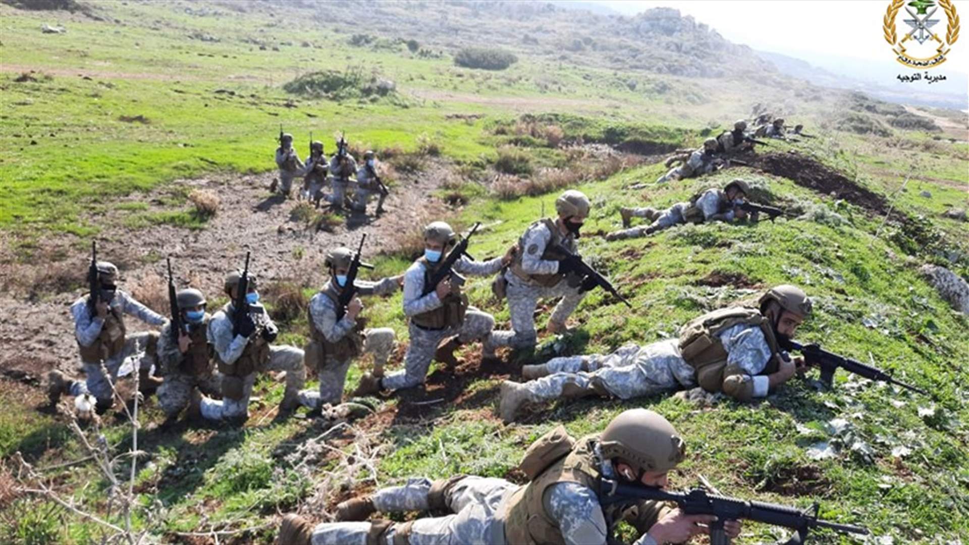 الجيش: مدرسة القوات الخاصة نفذت تمرينا تكتيا يحاكي مواجهة مجموعة إرهابية (صور)
