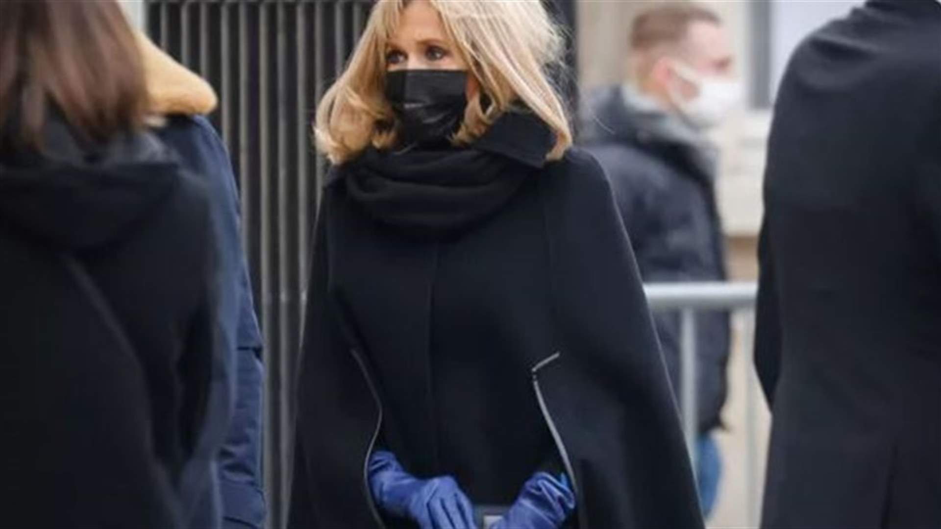 French president&#39;s wife tested positive for COVID-19 in late December