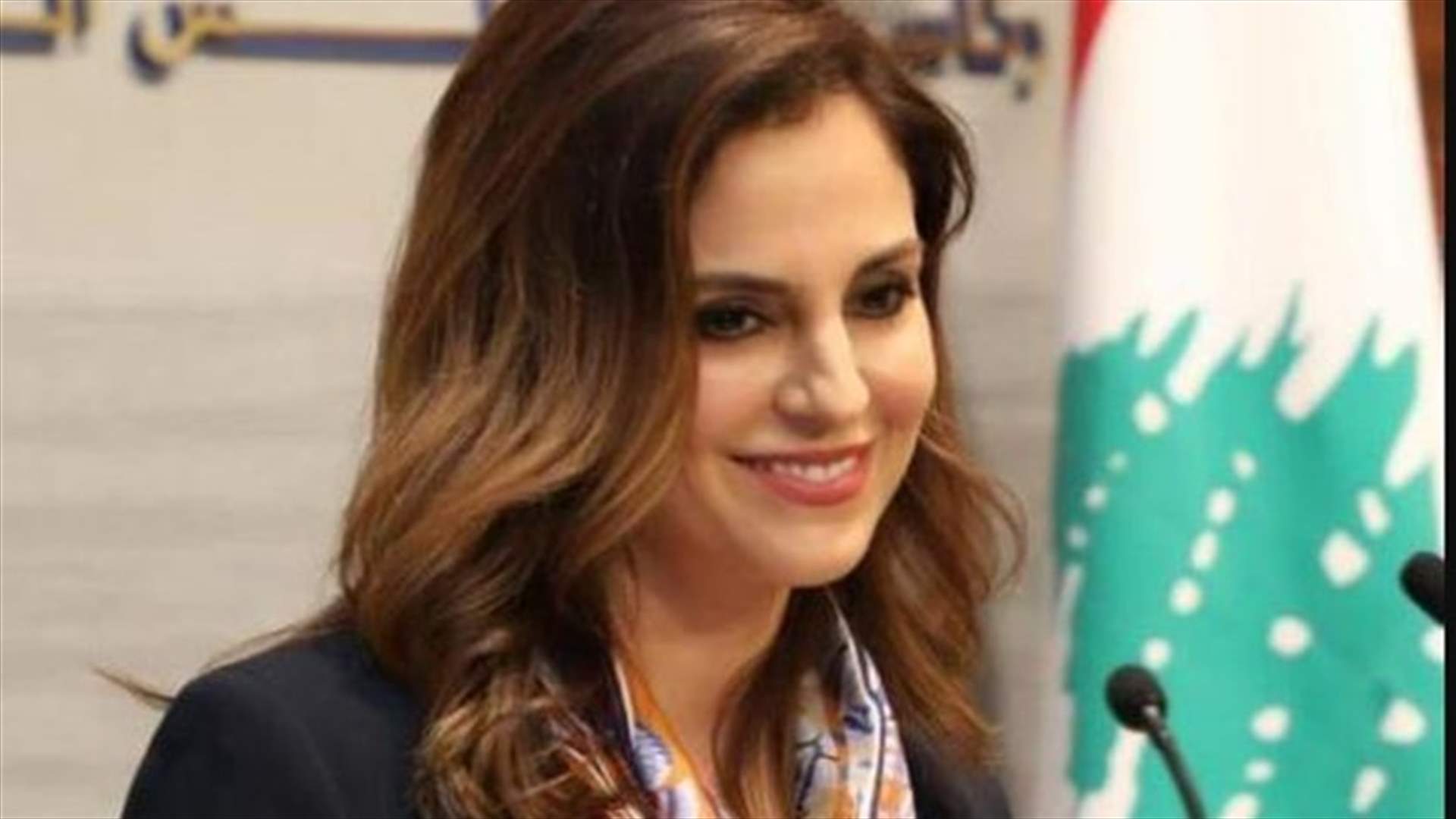 عبد الصمد: موظفو وزارة الإعلام بحاجة لإذن....