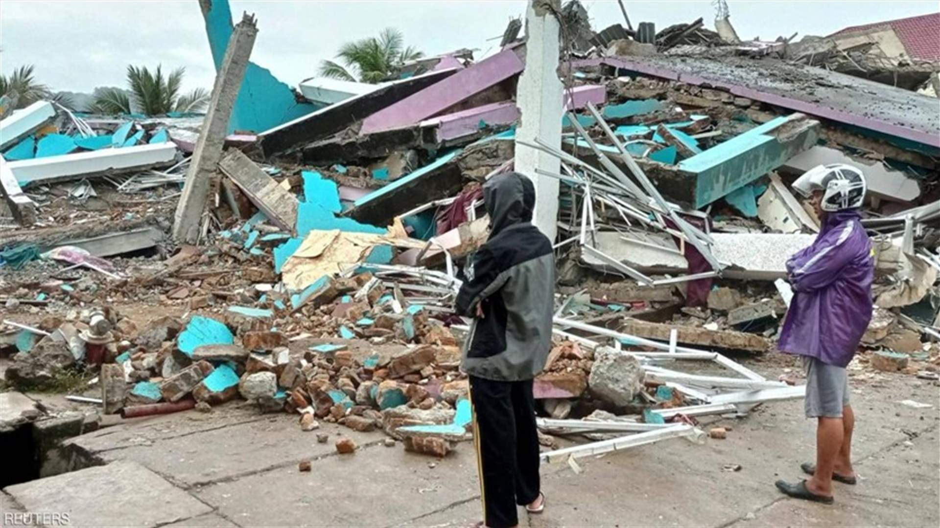 زلزال قوّي بإندونسيا... أكثر من 25 قتيلاً وانهيارات أرضيّة ودمار