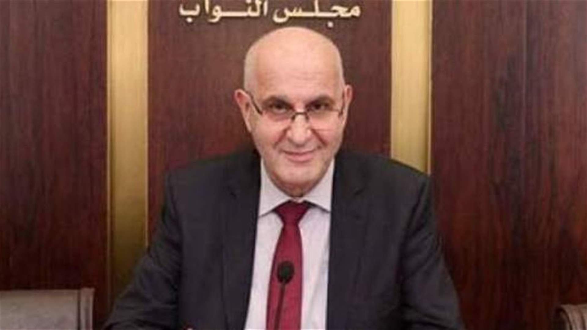 عراجي: على الدولة مساعدة الأسر المحتاجة بكل الوسائل