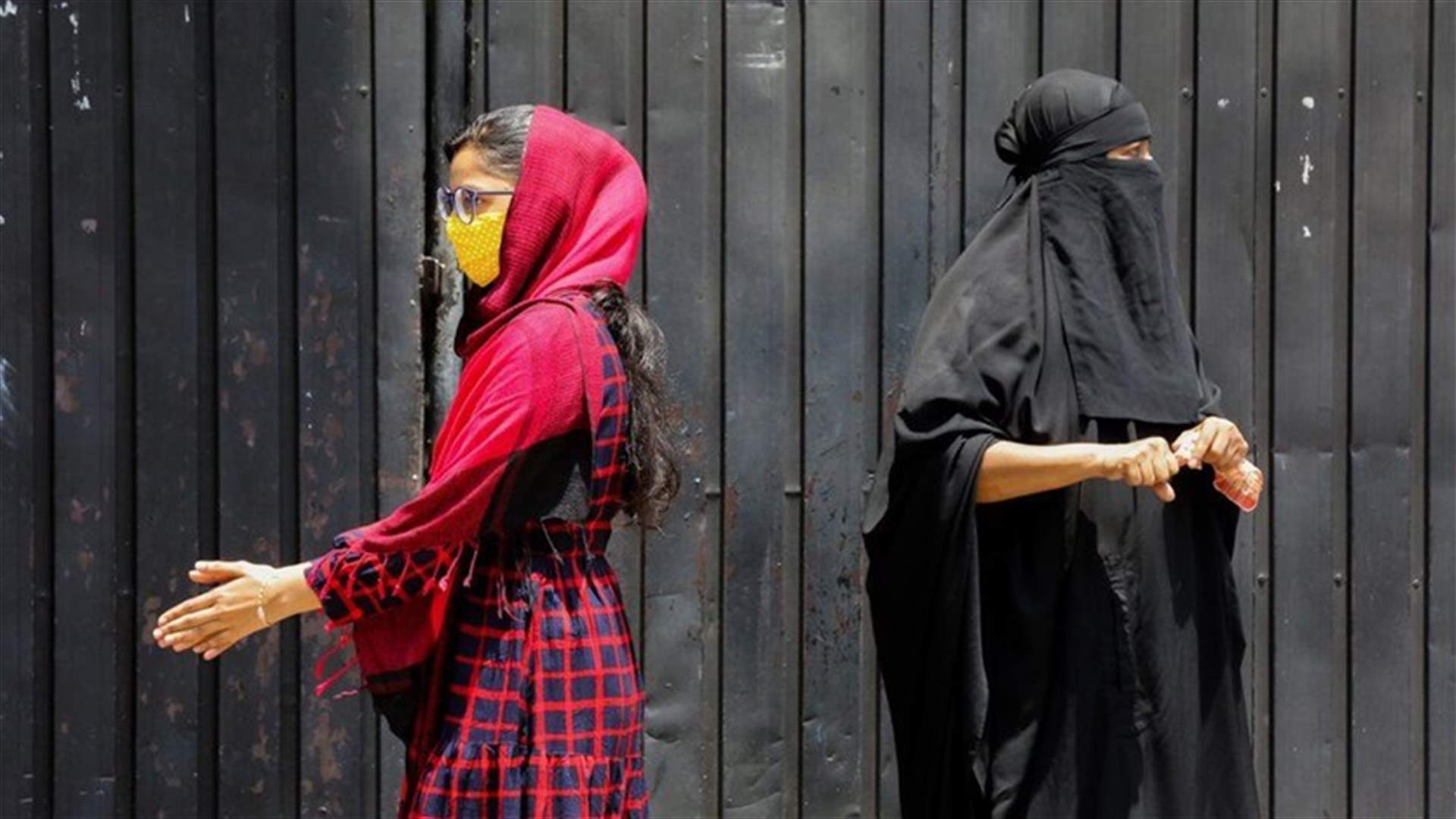 مسلمو سريلانكا يرفضون الحرق القسري لجثث موتاتهم... ما موقف الحكومة؟
