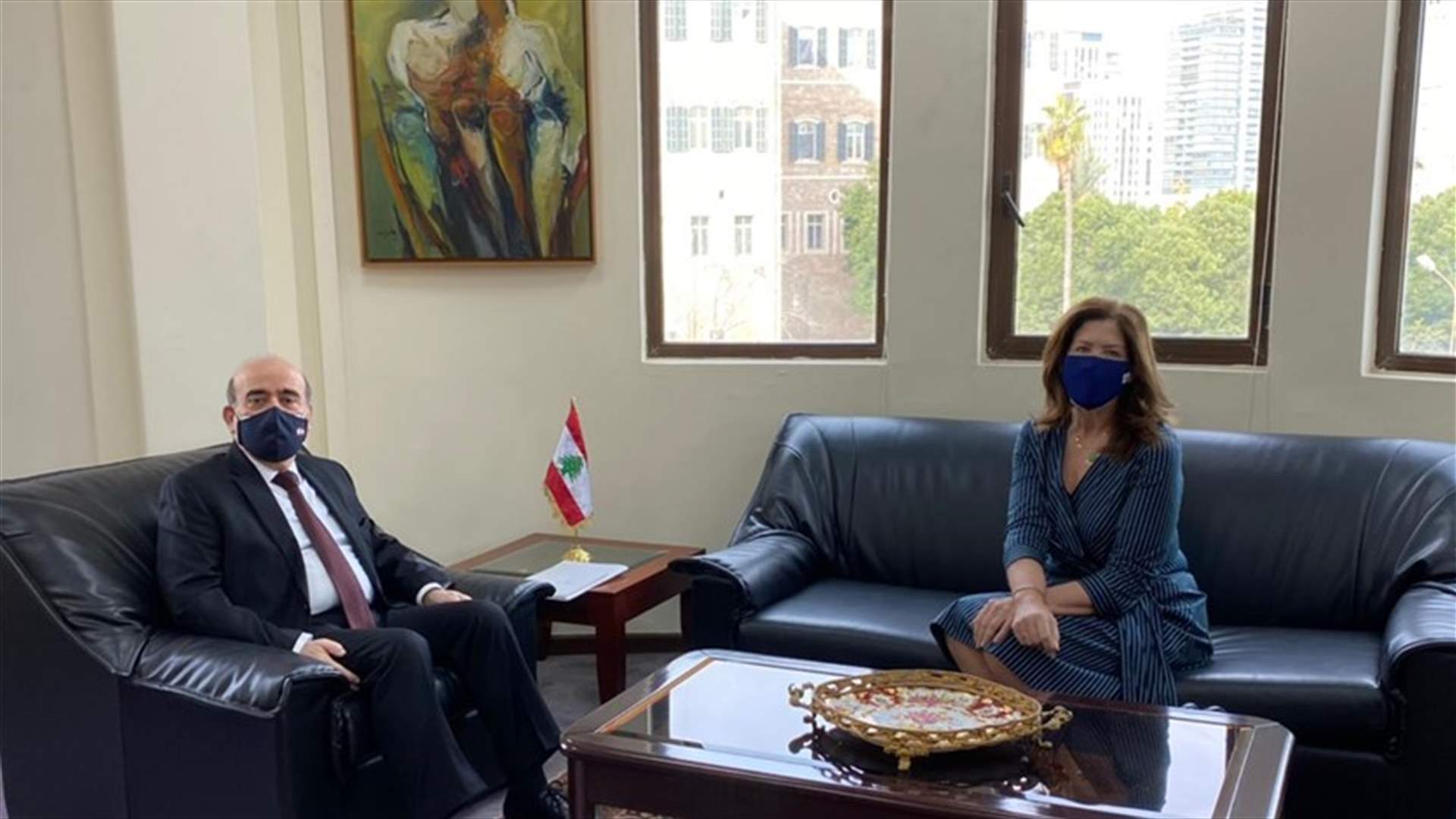 لقاء بين وهبة وشيا... وتأكيد على العلاقات المشتركة بين البلدين