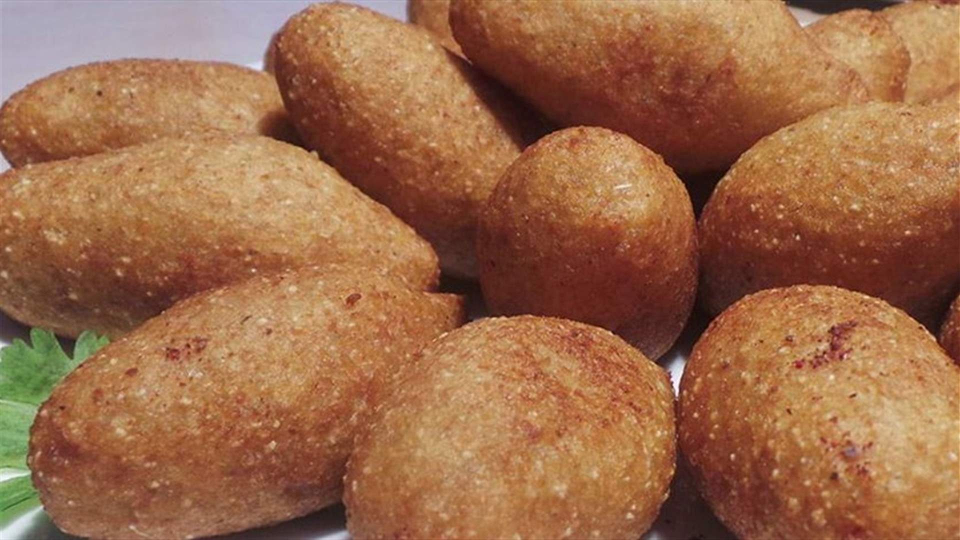 بخطوات سهلة وبسيطة... هكذا تحضرون كبة البطاطا بحشوة البصل والسماق