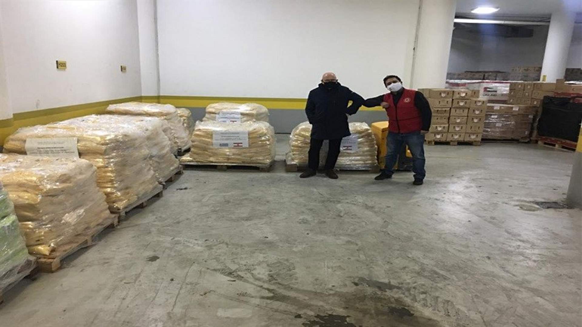 الصليب الاحمر تسلم شحنة مساعدات مقدمة من الاوروغواي