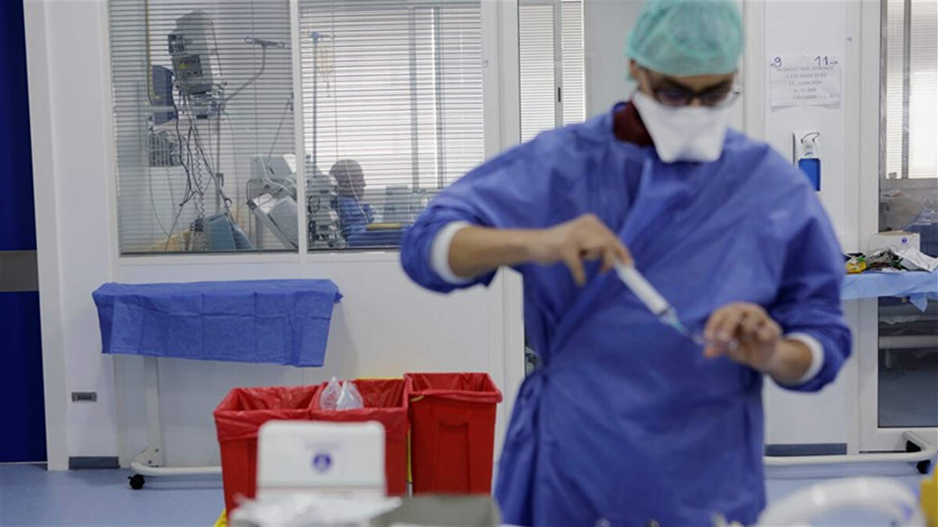 العاهل المغربي يطلق حملة التلقيح المحلية ضدّ كورونا