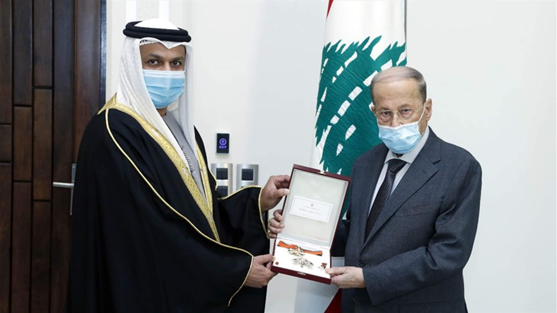 عون استقبل الشامسي في زيارة وداعية