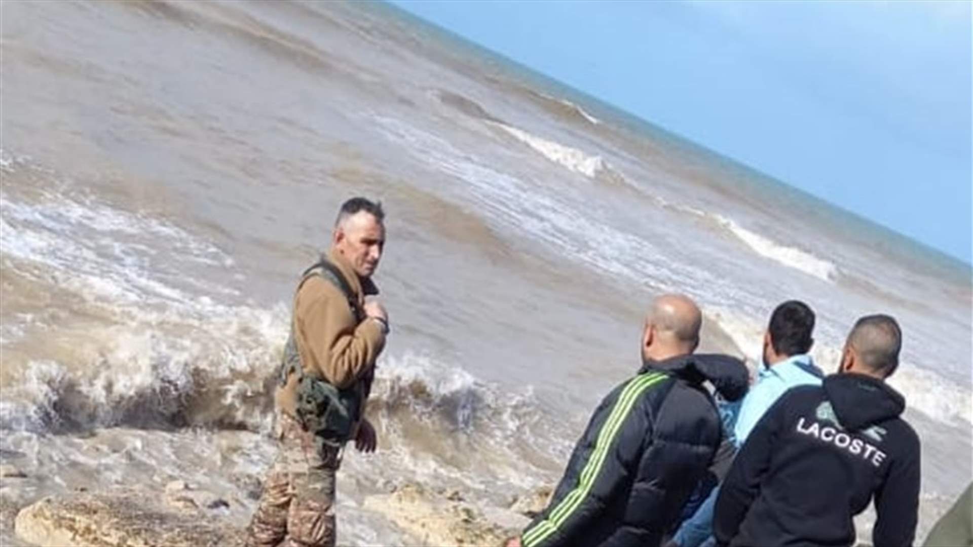العثور على جثة إمرأة على الشاطىء عند مخيم البارد