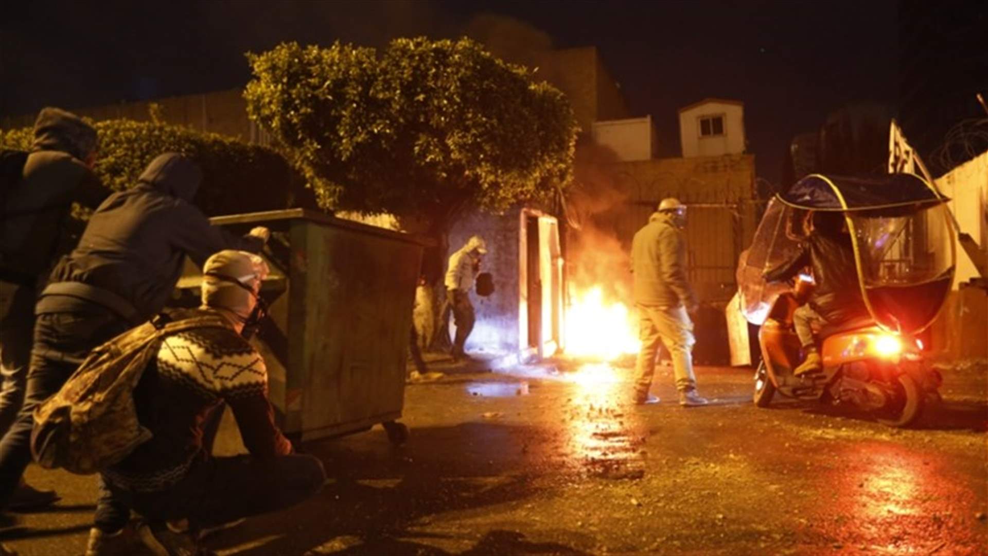 طرابلس: التقصير الأمني والسياسي في مرمى الانتقادات... وفهمي تأخر في زيارة المدينة (الأخبار)
