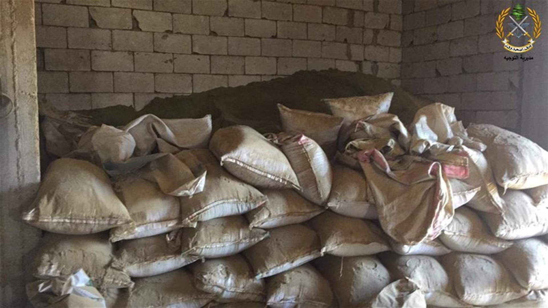 ضبط معمل لتصنيع المخدرات في دير الاحمر... وتوقيف شخصين (صورة)