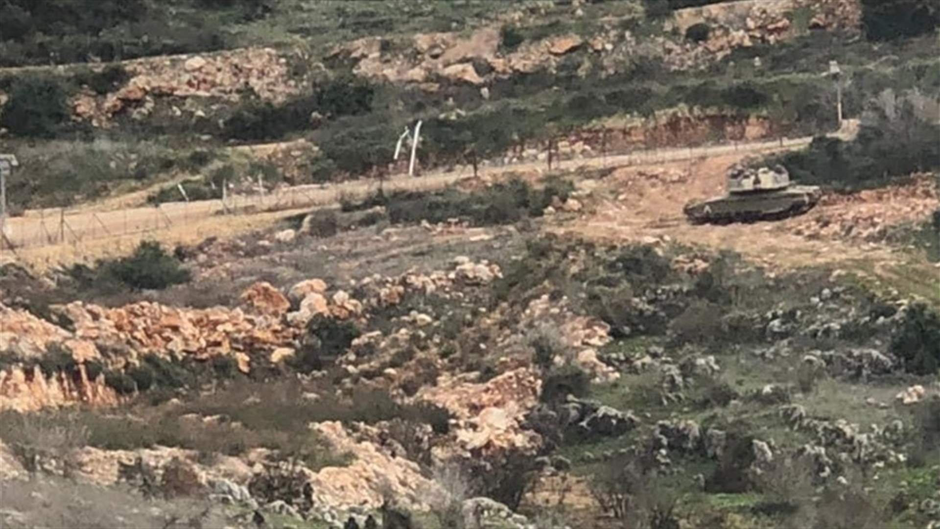 الجيش الاسرائيلي يطلق اكثر من ١٥ طلقة نارية في هذه المنطقة لإرهاب المزارعين...