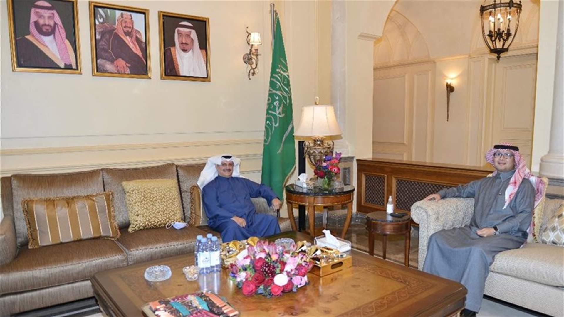 بخاري عرض مع سفير الكويت المستجدات العربية والإقليمية