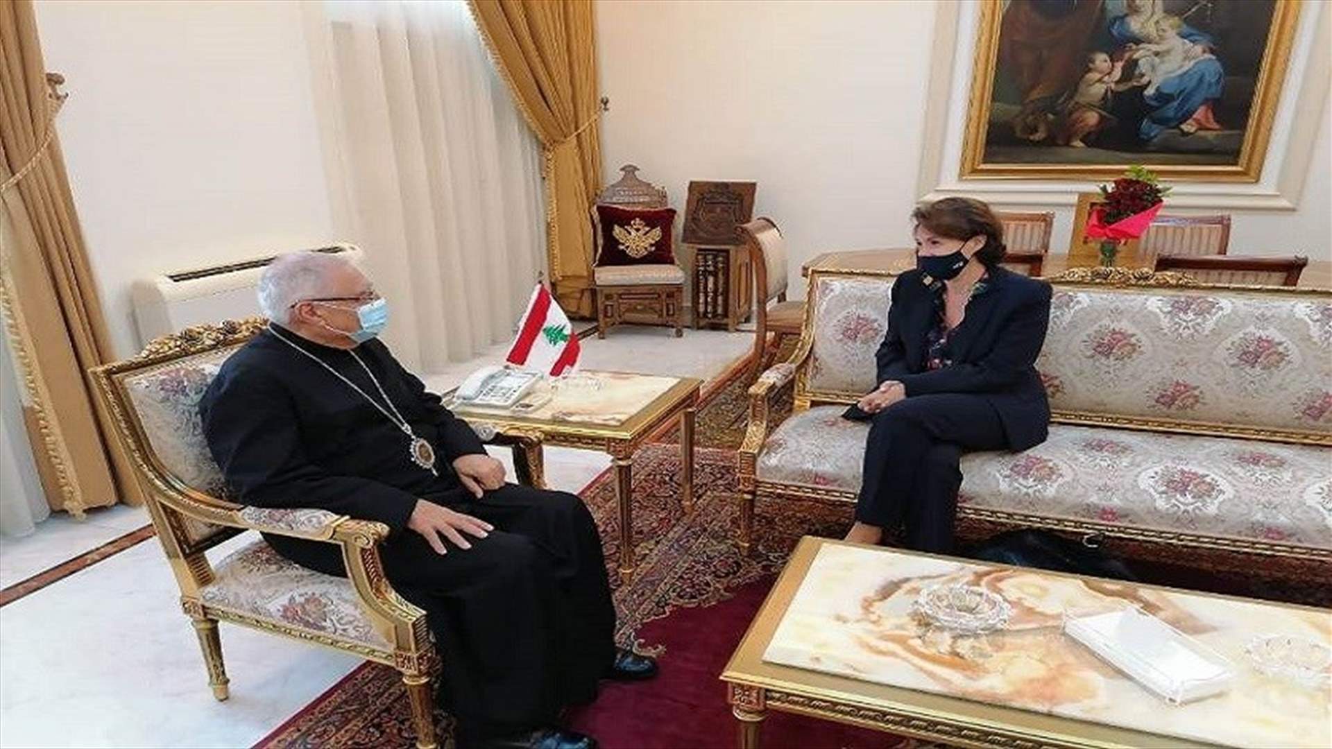 العبسي التقى غريو آملا وصول المبادرة الفرنسية الى مبتغاها