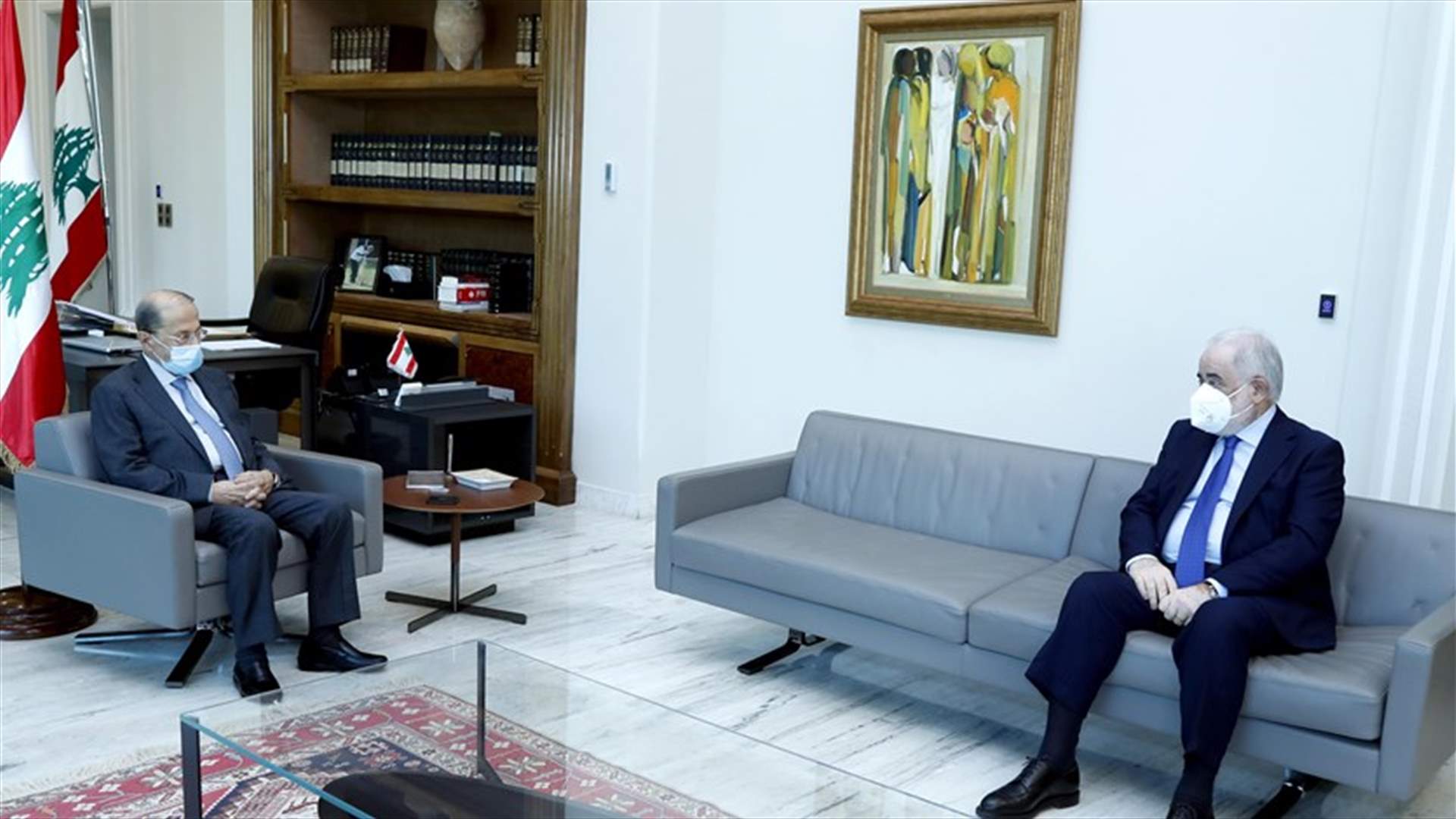 عون استقبل ابو زيد واطلع منه على نتائج زيارته الى موسكو