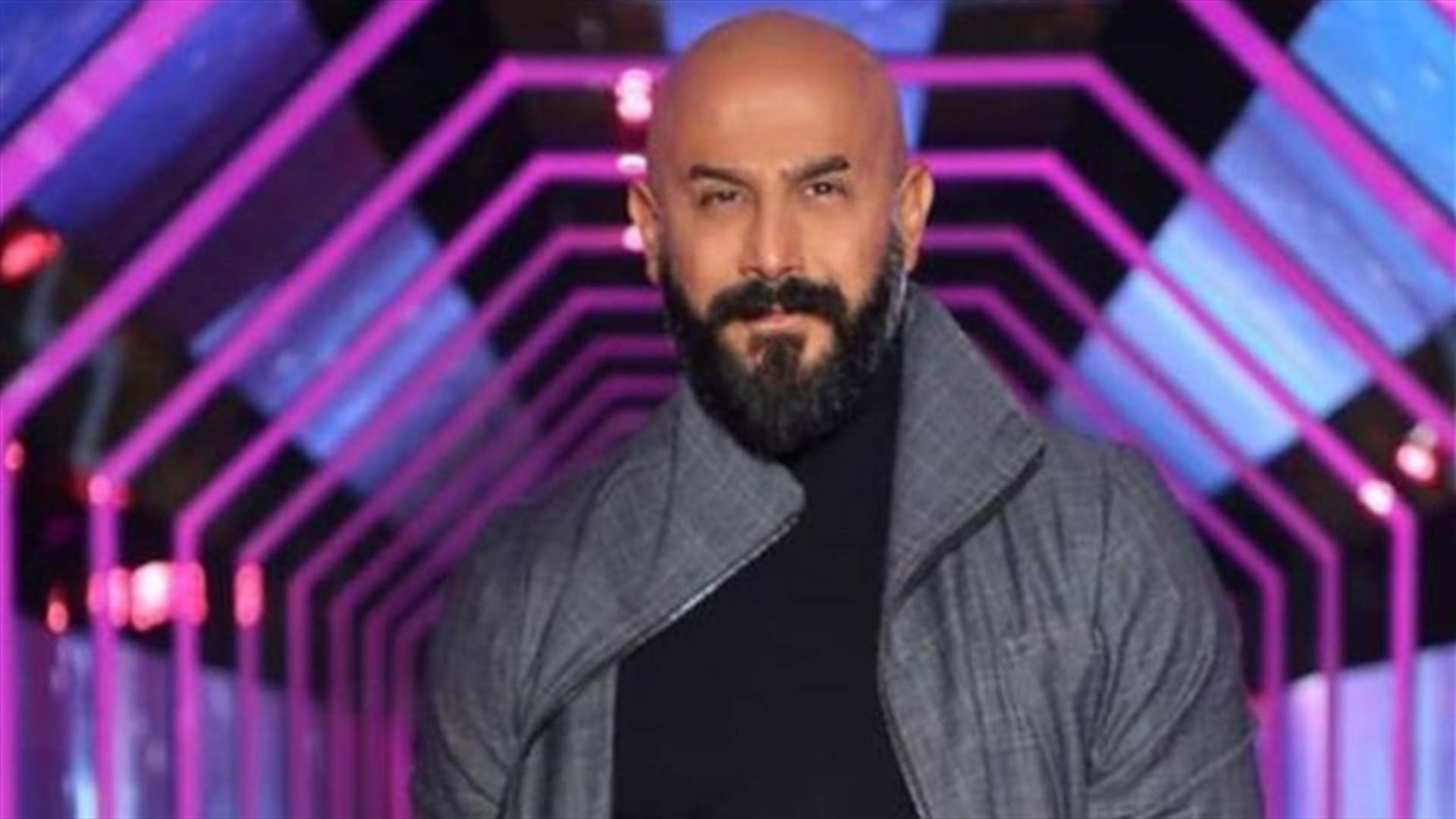 قصي خولي يحضن إبنه العميد بين الثلوج ويشعل إنستغرام