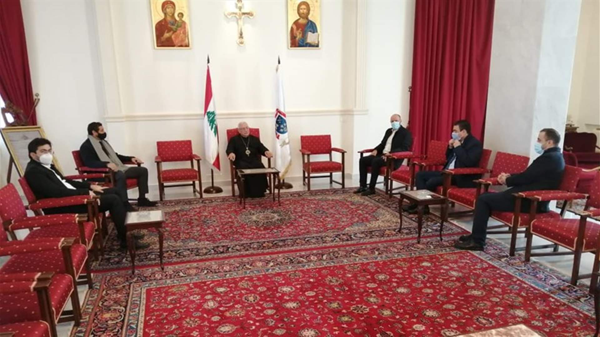 العبسي التقى وفدا من تكتل لبنان القوي متضامنا مع مواقفه