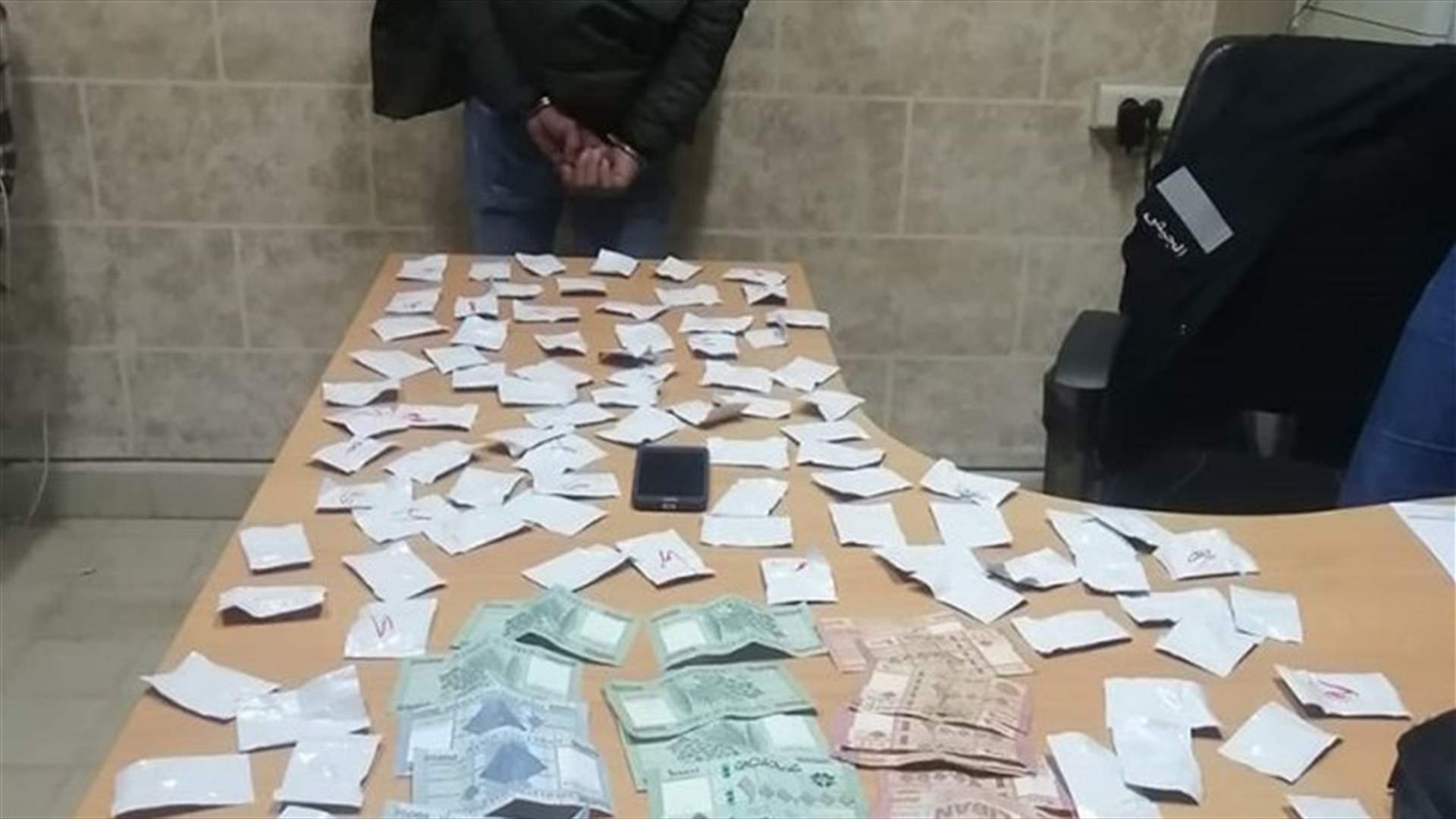 الجيش أوقف سورياً في ضبية يروج المخدارت