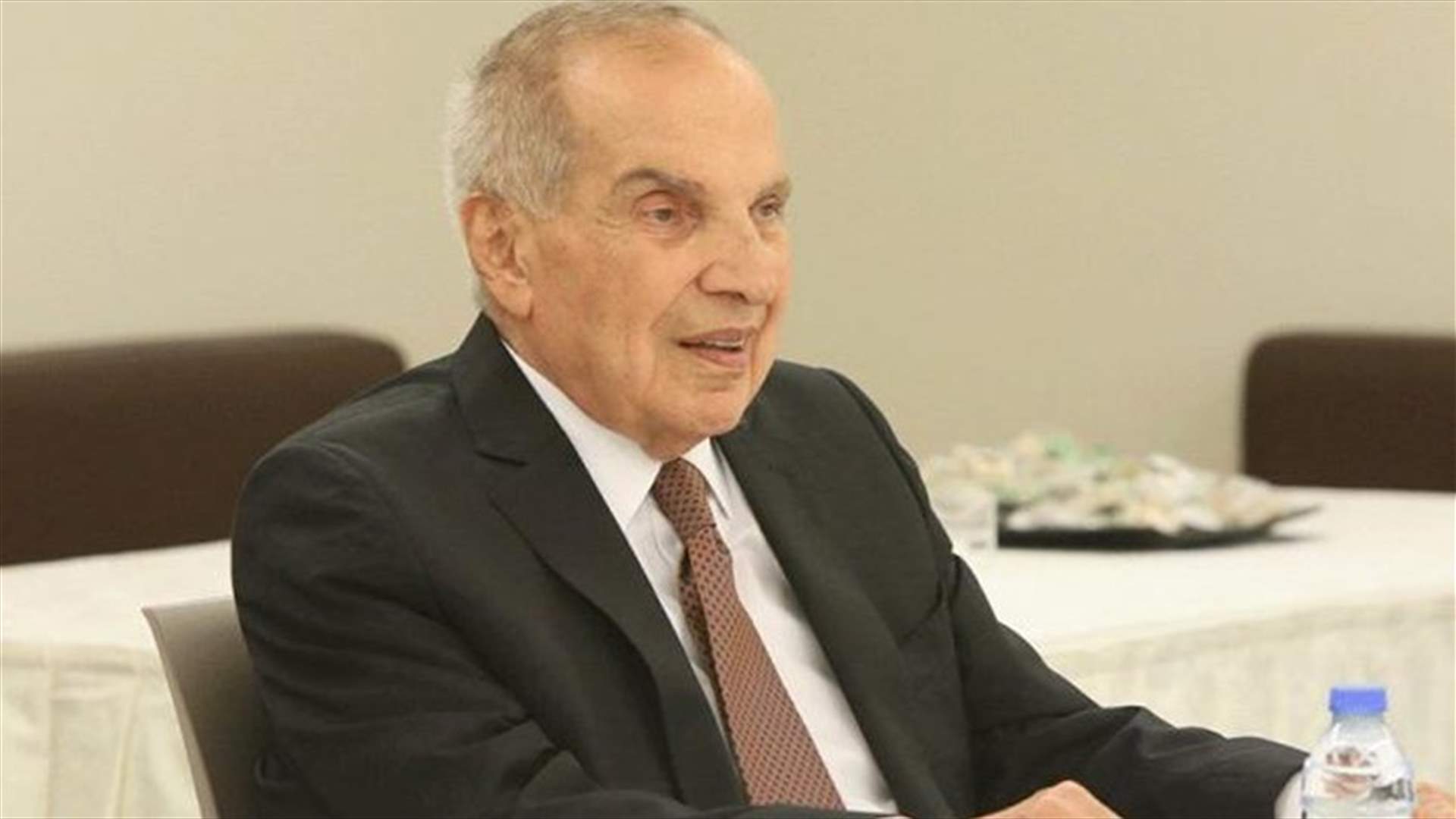 نعمة طعمة يحذر من أشهُر صعبة مقبلة في لبنان... (الشرق الاوسط)