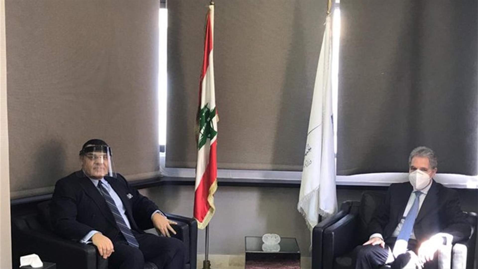 محادثات بين وزني وسفير مصر... وبحث في موضوع الدعم والمساعدات