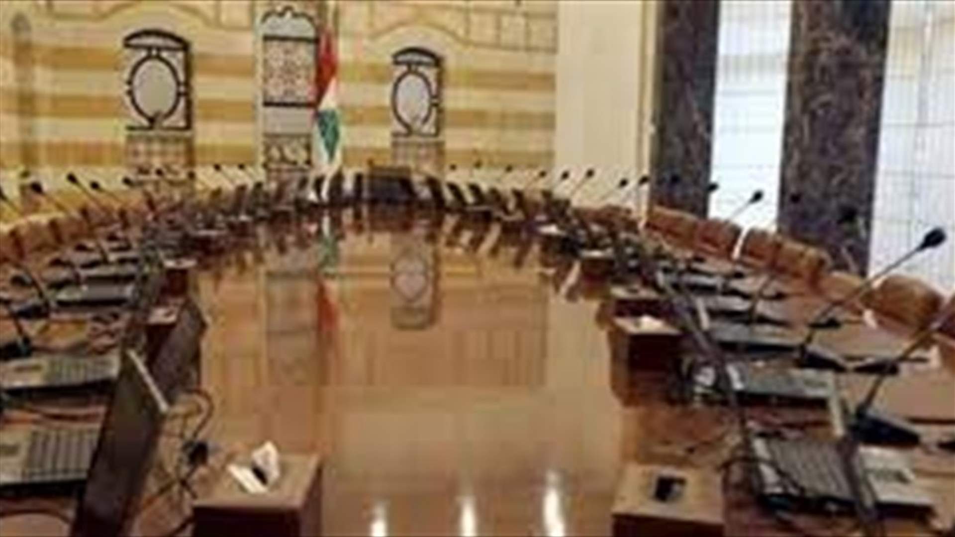 ما هي المشكلة القائمة في وجه التأليف؟ (الجمهورية)