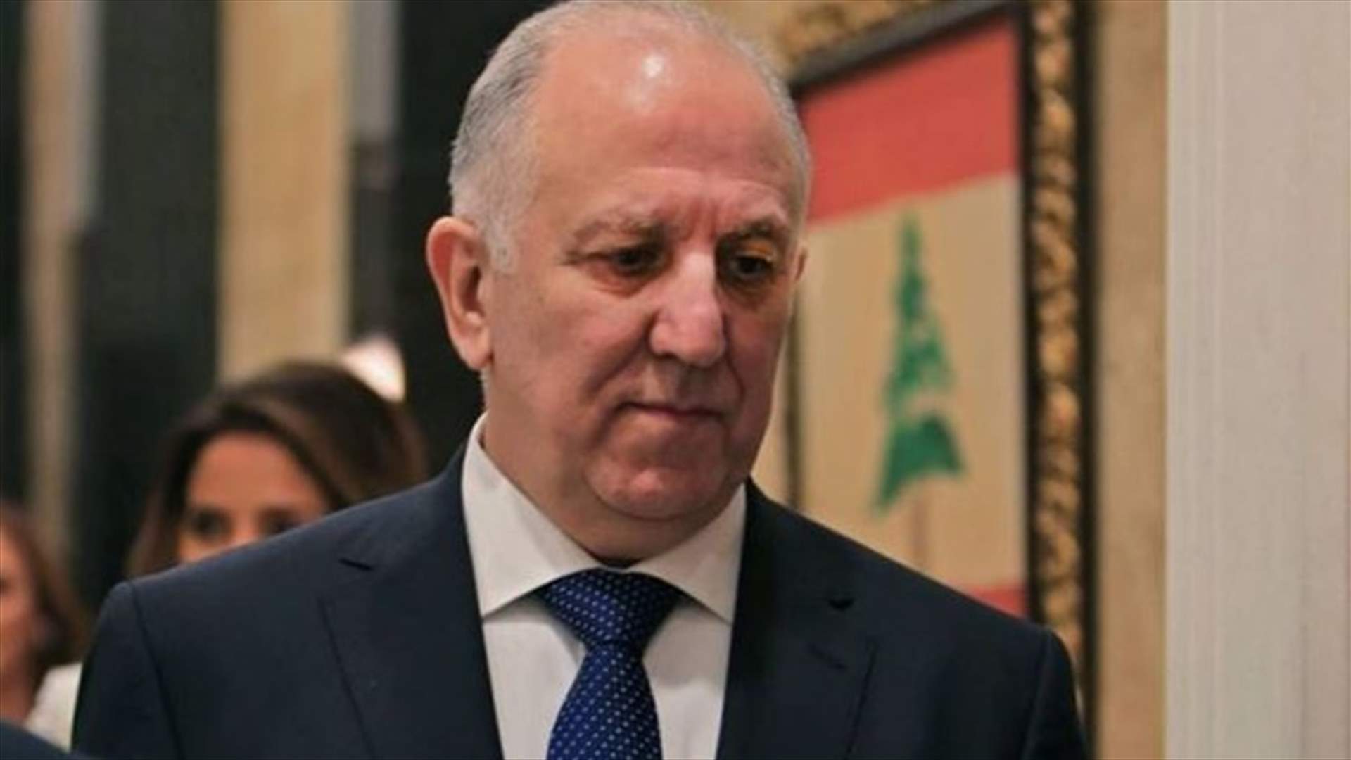 ماذا يقول فهمي عن الفرار من الأجهزة؟ (الجمهورية)