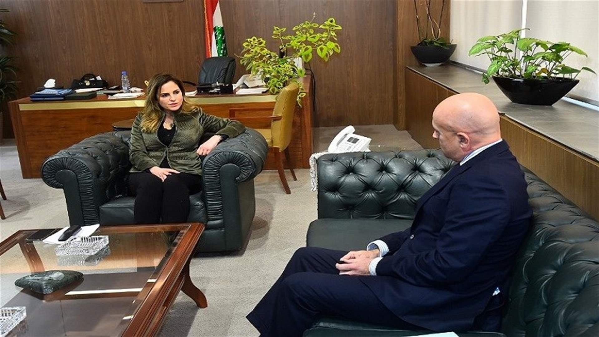 عبد الصمد بحثت مع سفير الأرجنتين في تعزيز التعاون الإعلامي