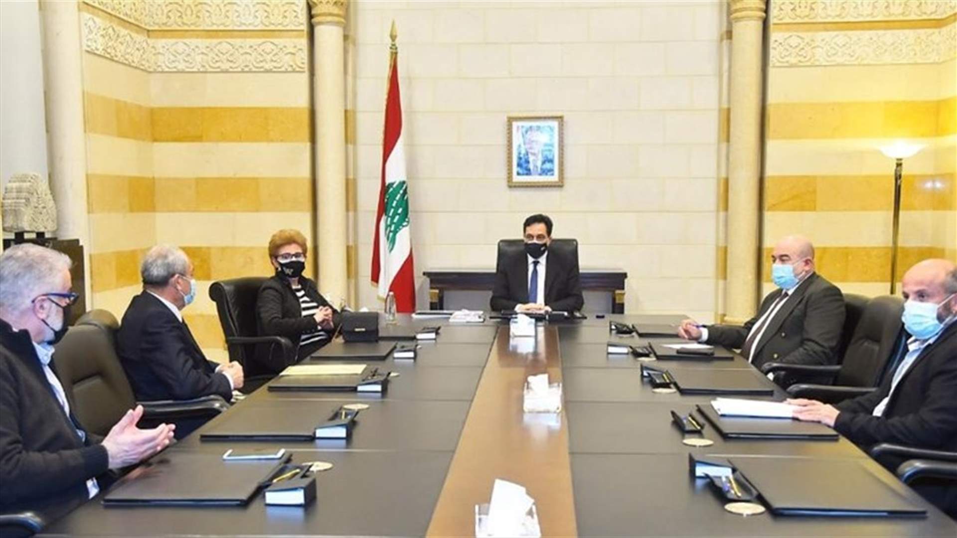 الدولار الطالبي بين دياب ووفد الجمعية اللبنانية لأولياء الطلاب في الجامعات الأجنبية