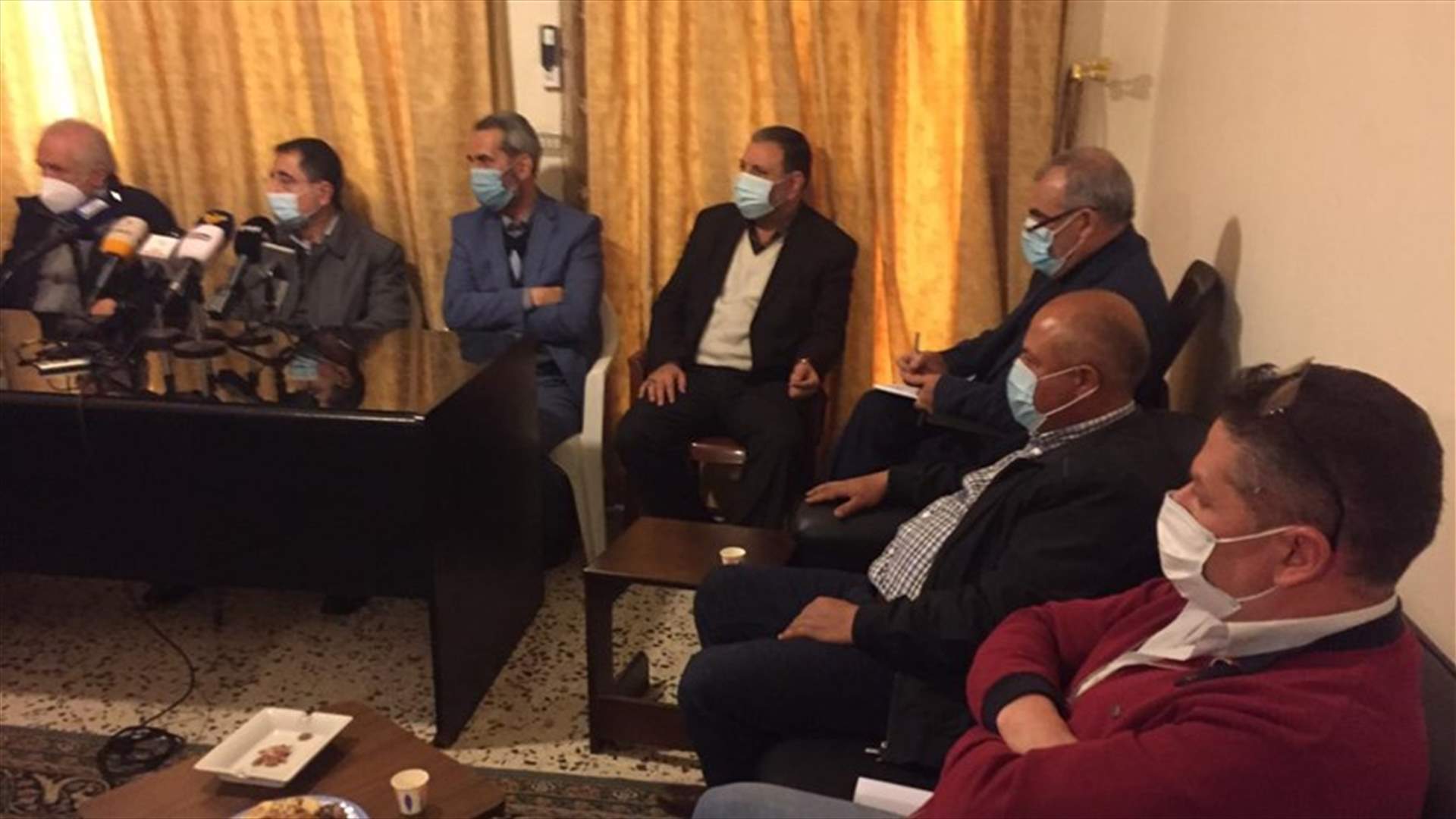 نواب تكتل بعلبك الهرمل لأهالي الطلاب في الخارج: سنبقى وراء الدولار الطالبي حتى تنفيذه
